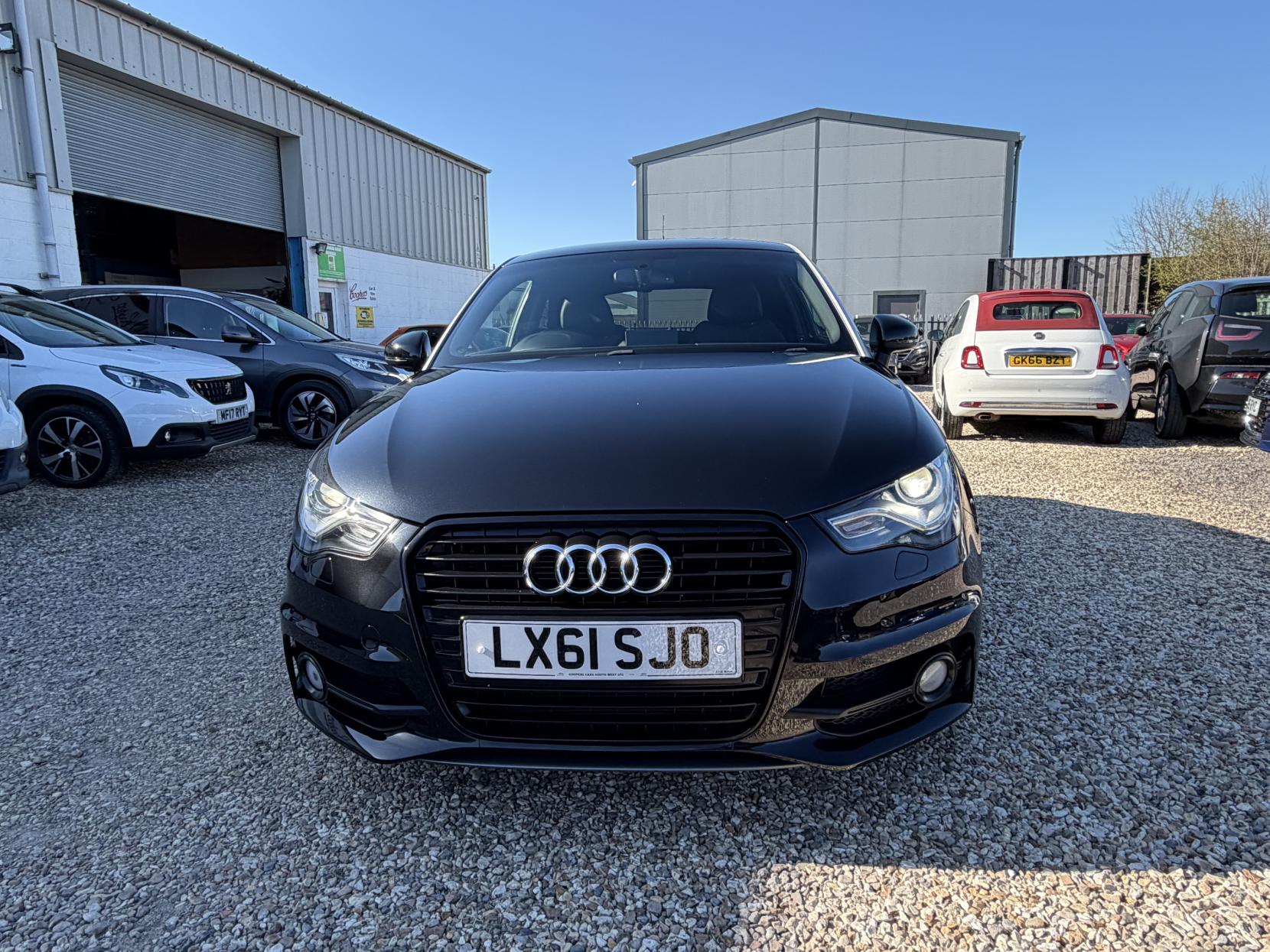 Audi A1 1.4 TFSI S line Hatchback 3dr Petrol S Tronic Euro 5 (s/s) (122 ps)