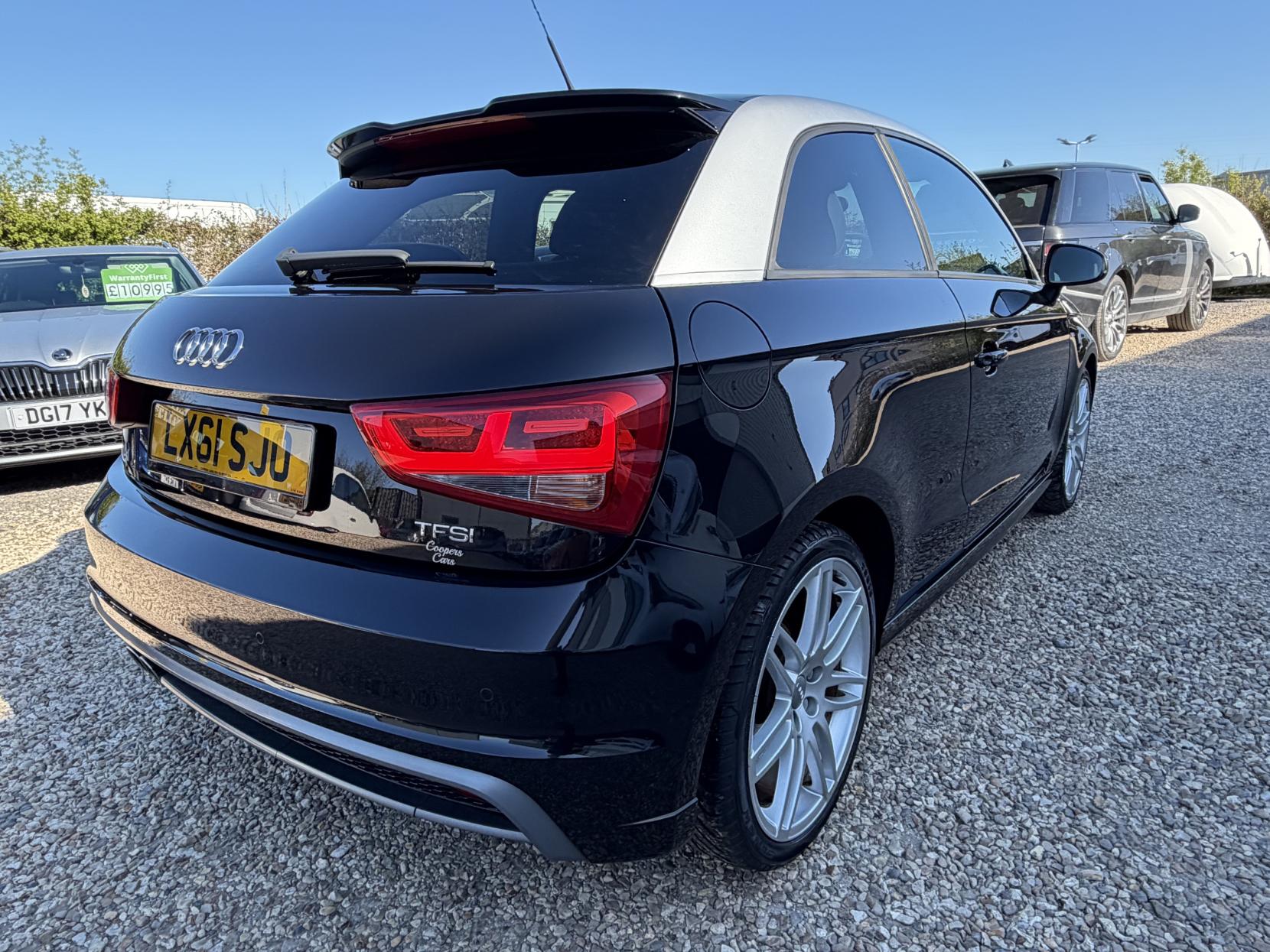 Audi A1 1.4 TFSI S line Hatchback 3dr Petrol S Tronic Euro 5 (s/s) (122 ps)