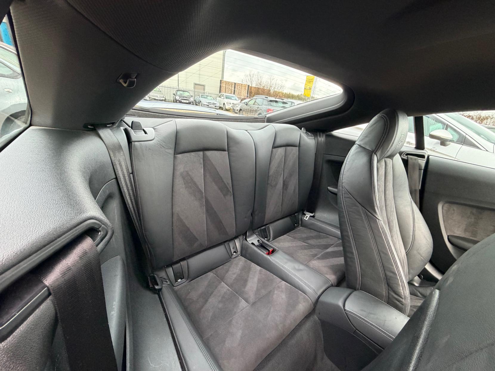 Audi TT 2.0 TFSI S line Coupe 3dr Petrol S Tronic quattro Euro 6 (s/s) (230 ps)