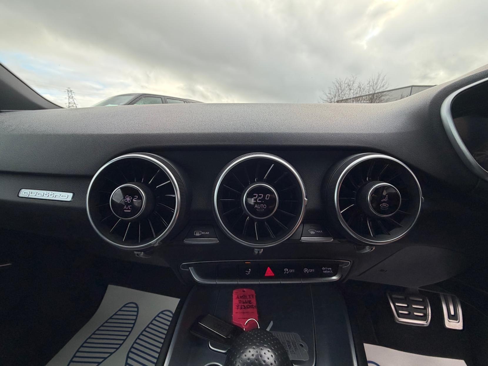 Audi TT 2.0 TFSI S line Coupe 3dr Petrol S Tronic quattro Euro 6 (s/s) (230 ps)