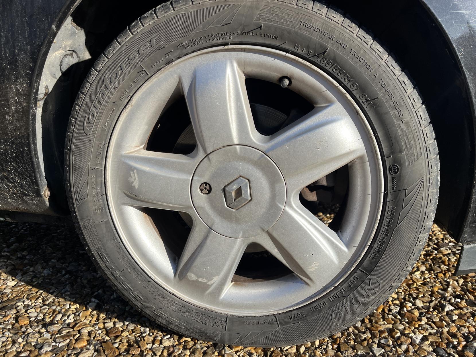 Renault Clio 1.5 dCi Dynamique Hatchback 3dr Diesel Manual (110 g/km, 80 bhp)