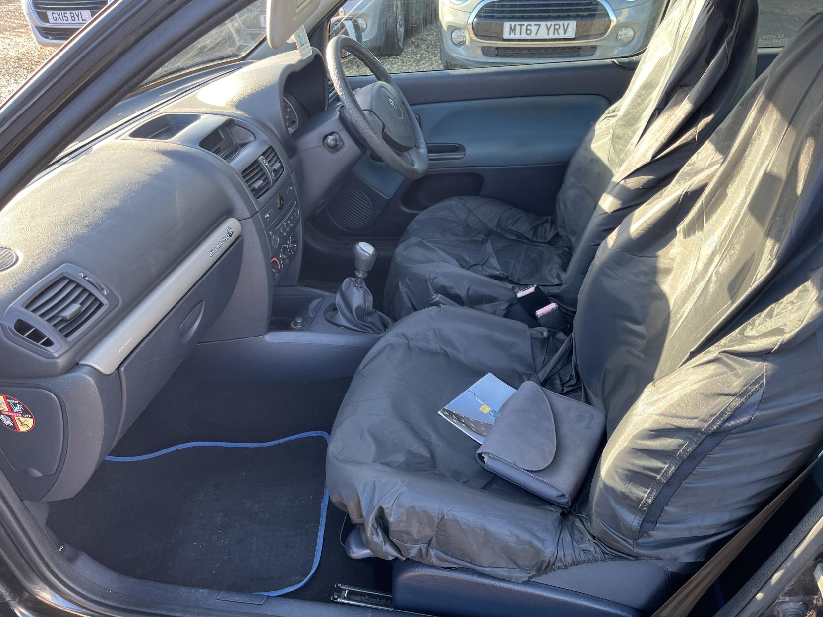 Renault Clio 1.5 dCi Dynamique Hatchback 3dr Diesel Manual (110 g/km, 80 bhp)