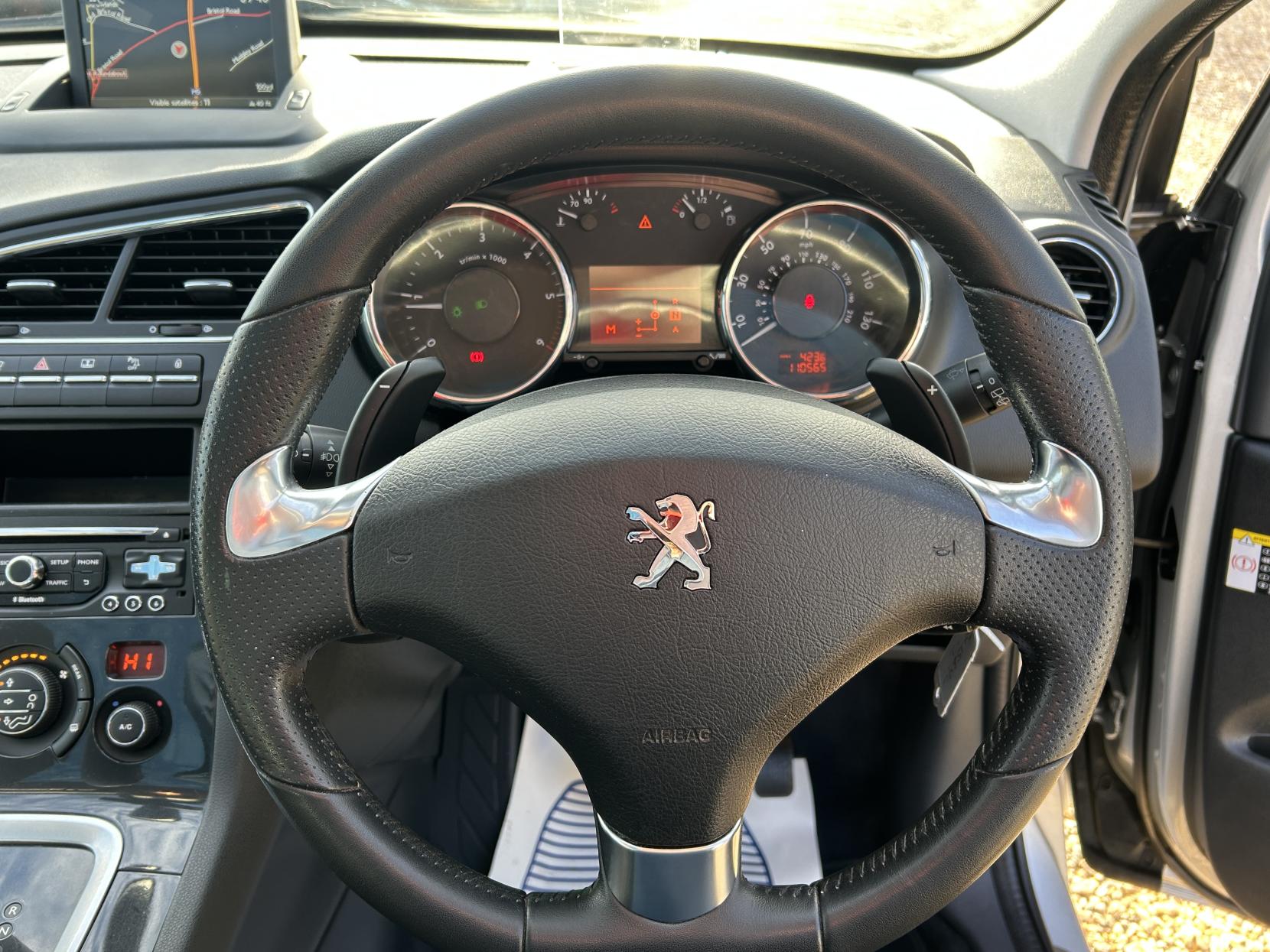 Peugeot 5008 1.6 e-HDi Allure MPV 5dr Diesel EGC Euro 5 (s/s) (115 ps)