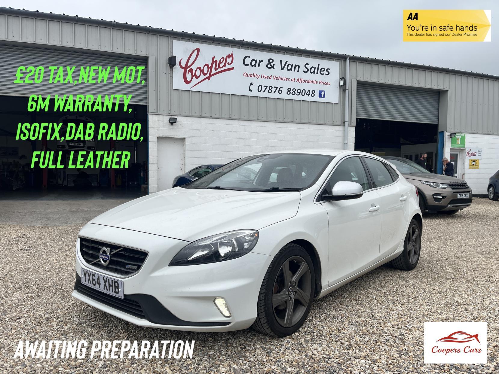 Volvo V40 1.6 D2 R-Design Hatchback 5dr Diesel Manual Euro 5 (s/s) (115 ps)