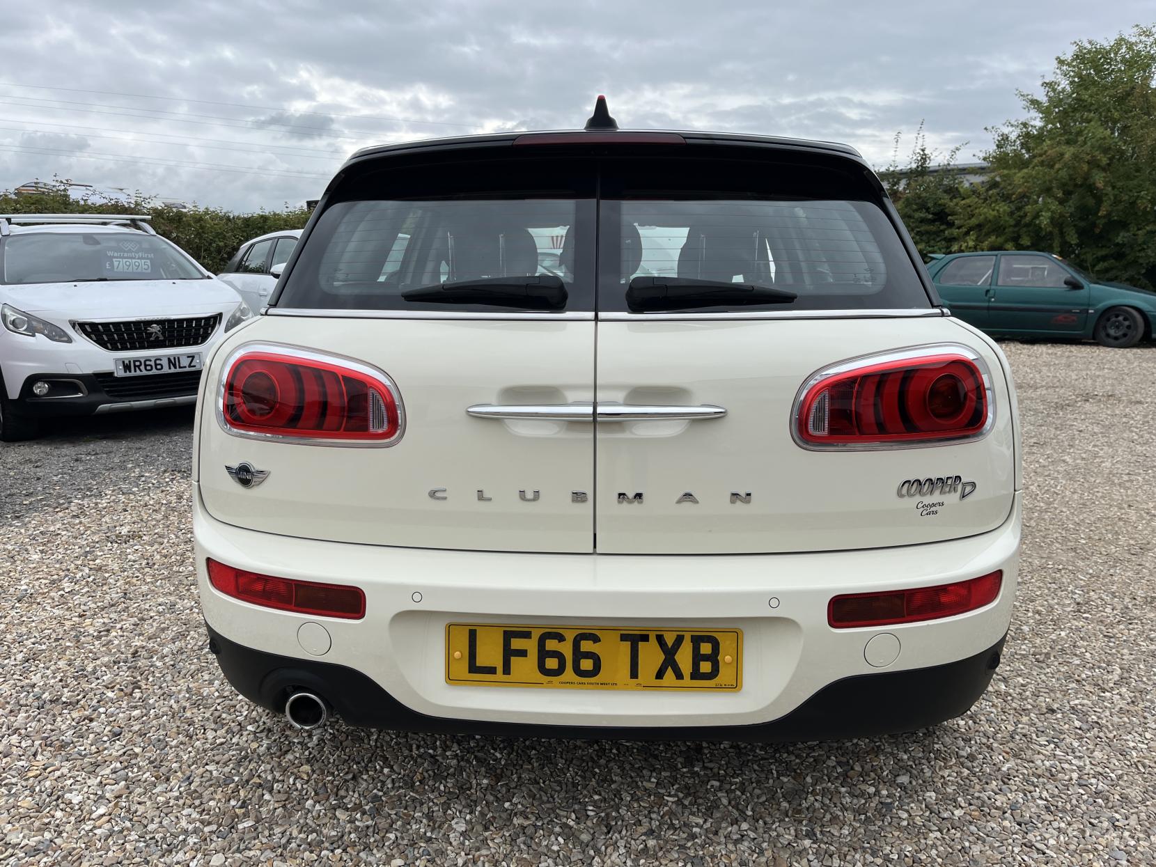 MINI Clubman 2.0 Cooper D Estate 6dr Diesel Manual Euro 6 (s/s) (150 ps)