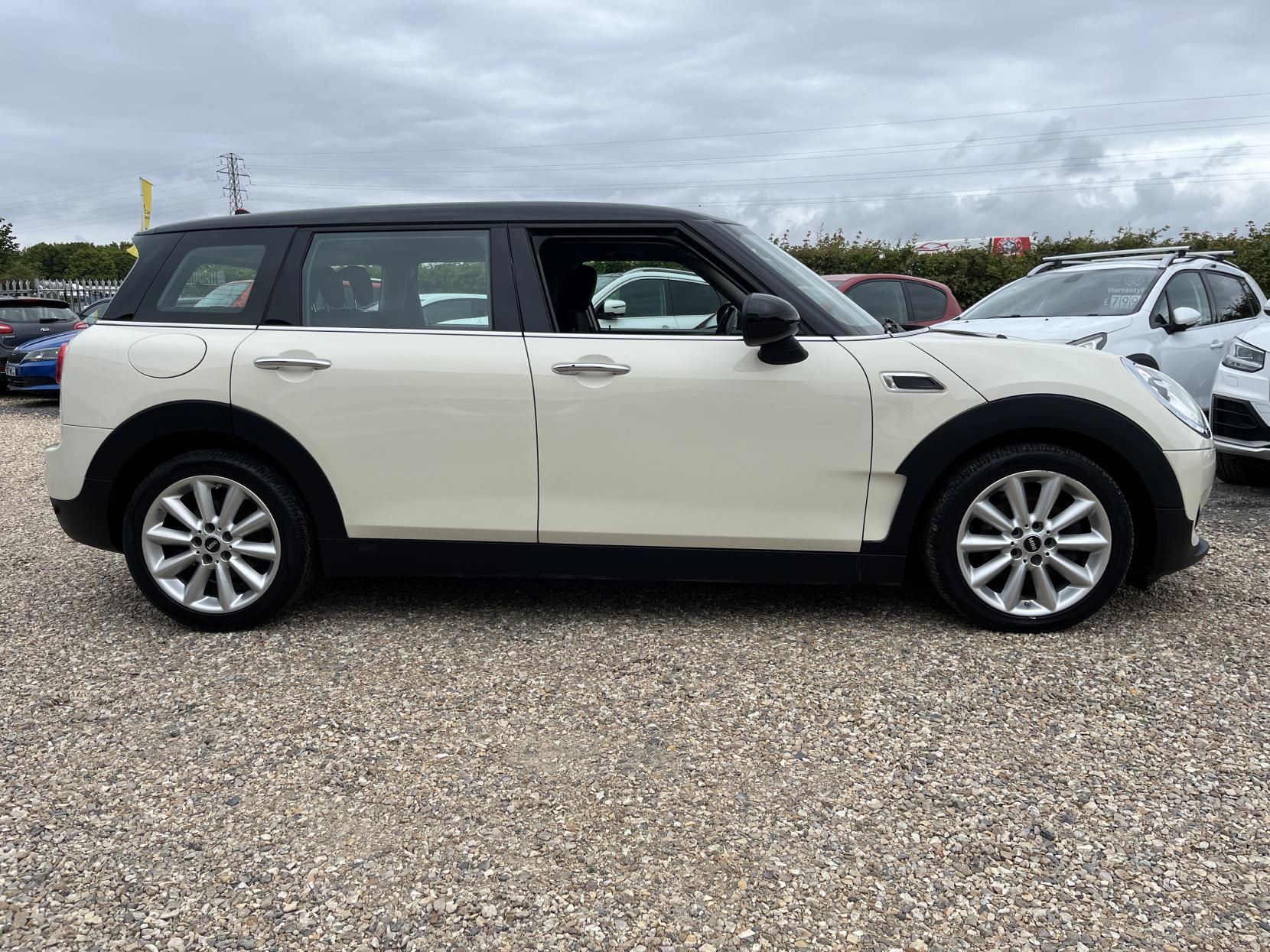 MINI Clubman 2.0 Cooper D Estate 6dr Diesel Manual Euro 6 (s/s) (150 ps)