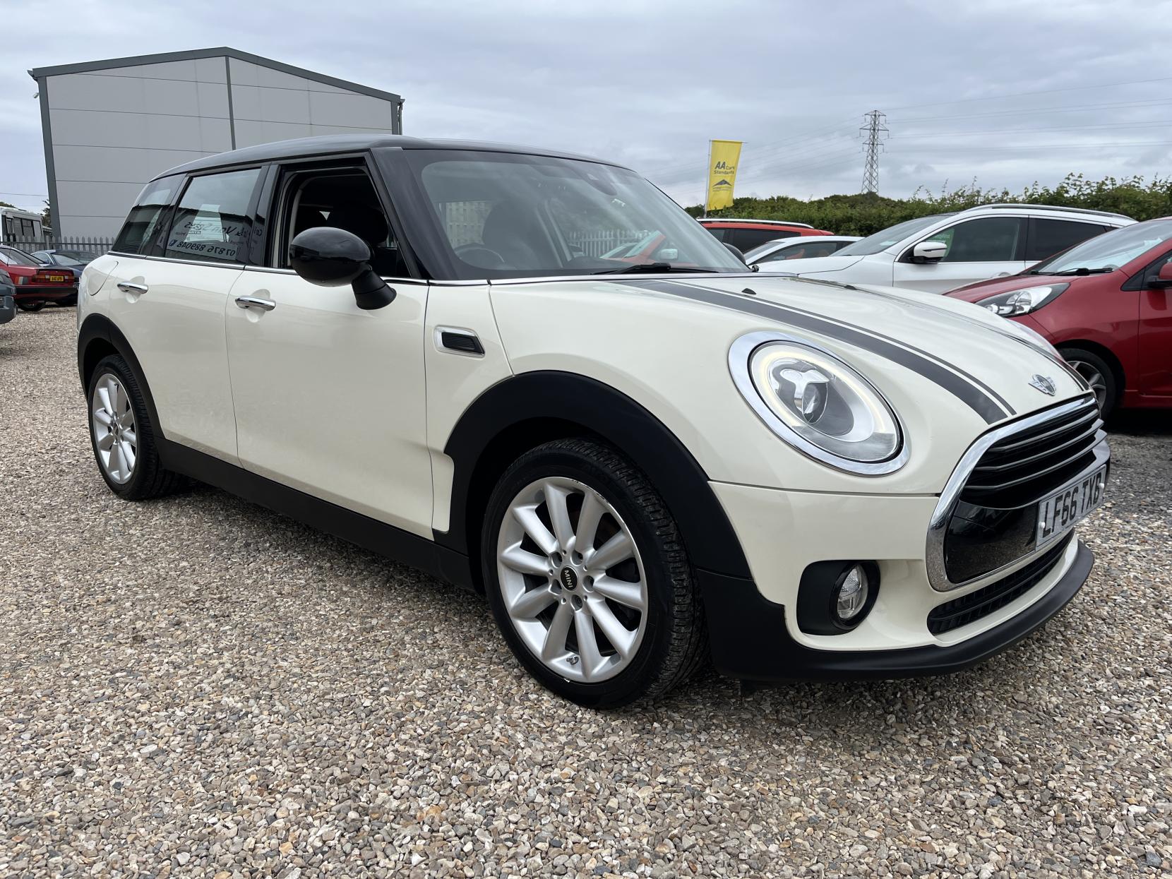 MINI Clubman 2.0 Cooper D Estate 6dr Diesel Manual Euro 6 (s/s) (150 ps)