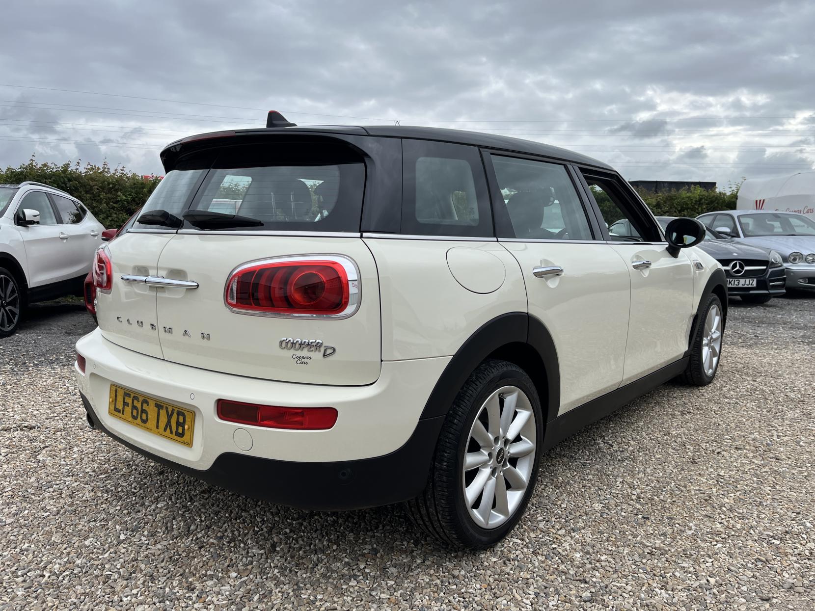 MINI Clubman 2.0 Cooper D Estate 6dr Diesel Manual Euro 6 (s/s) (150 ps)