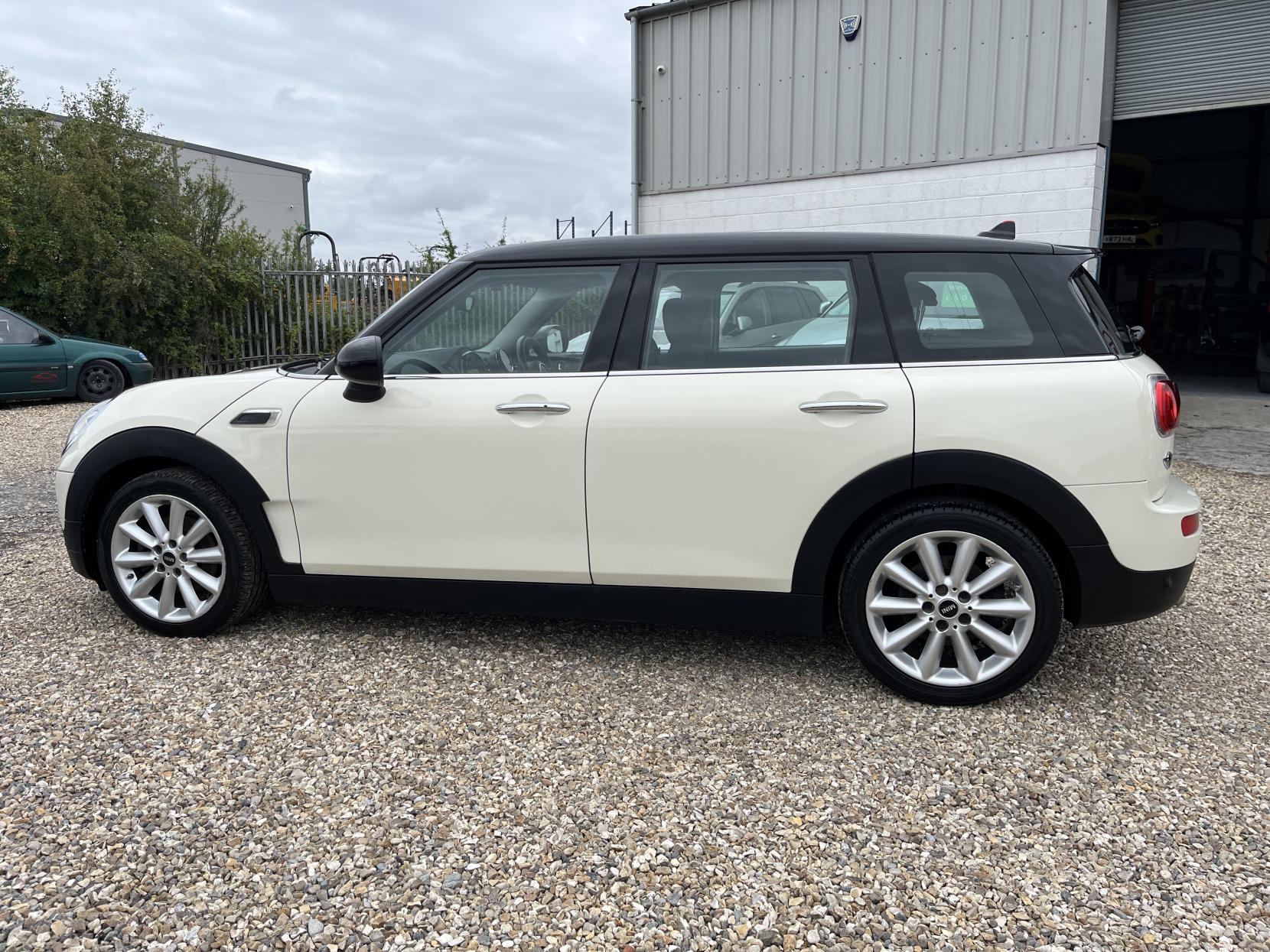 MINI Clubman 2.0 Cooper D Estate 6dr Diesel Manual Euro 6 (s/s) (150 ps)
