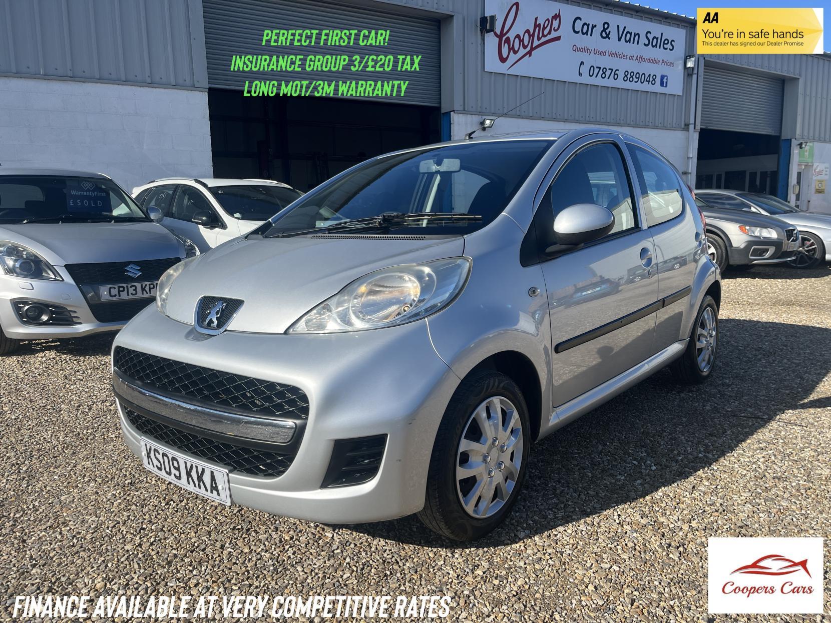 Peugeot 107 1.0 12V Urban Hatchback 5dr Petrol Manual Euro 4 (68 ps)