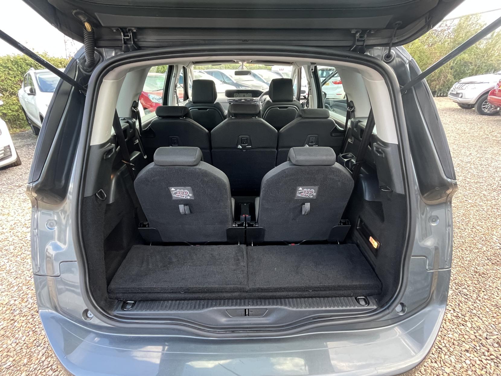 Citroen Grand C4 Picasso 1.6 e-HDi Airdream VTR+ MPV 5dr Diesel Manual Euro 5 (s/s) (115 ps)
