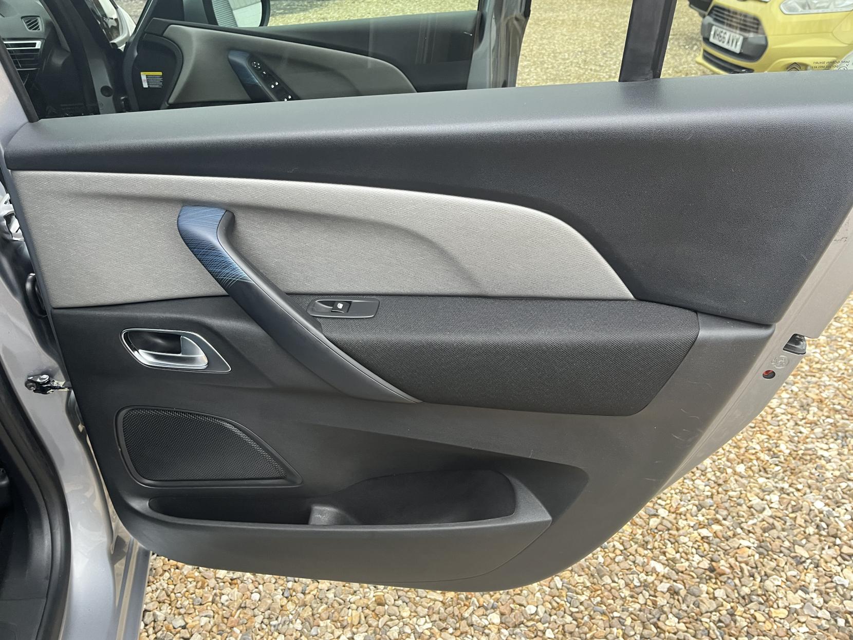 Citroen Grand C4 Picasso 1.6 BlueHDi Feel MPV 5dr Diesel Manual Euro 6 (s/s) (120 ps)