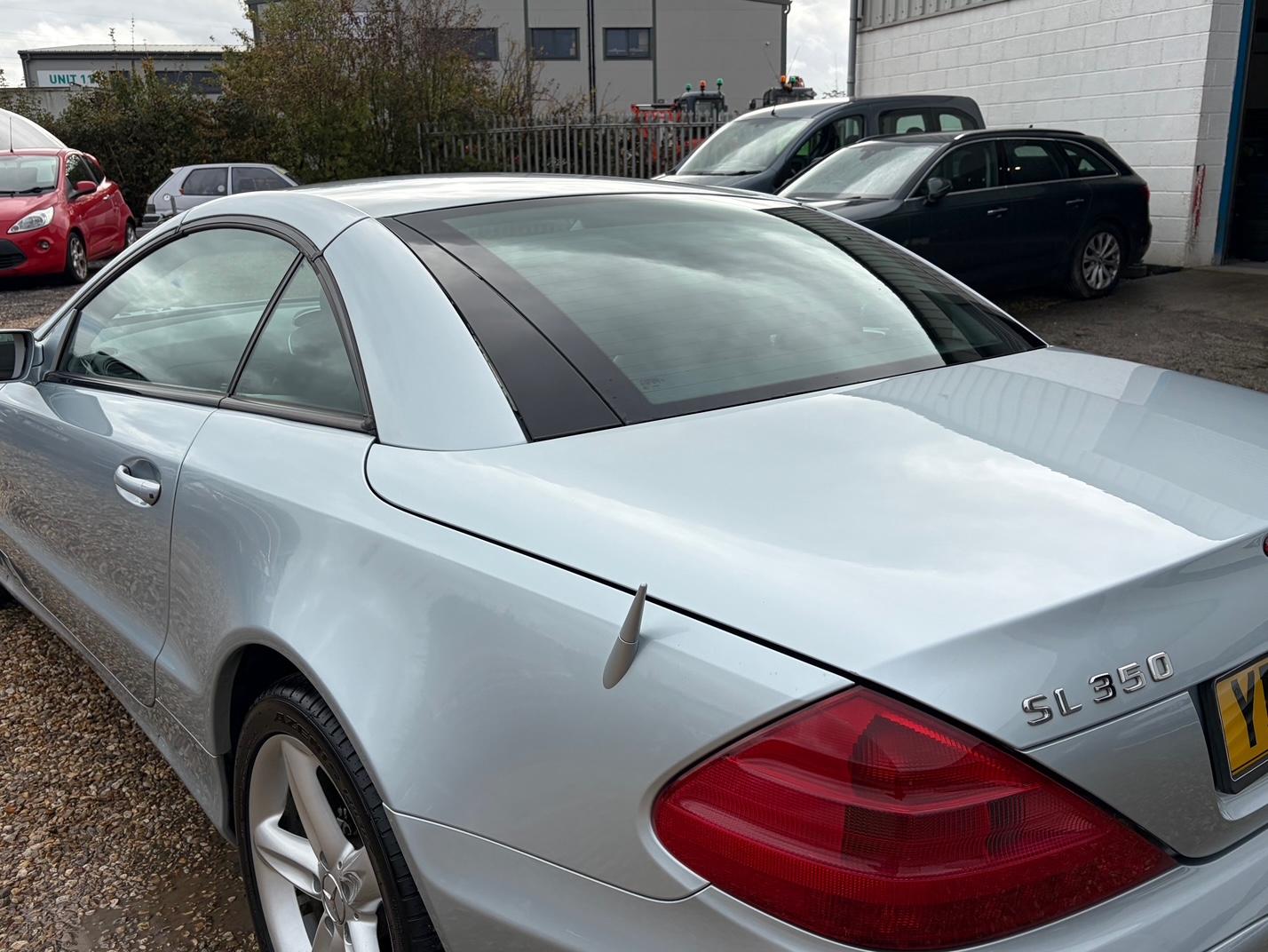 Mercedes-Benz SL 3.7 SL350 Convertible 2dr Petrol Automatic (281 g/km, 245 bhp)