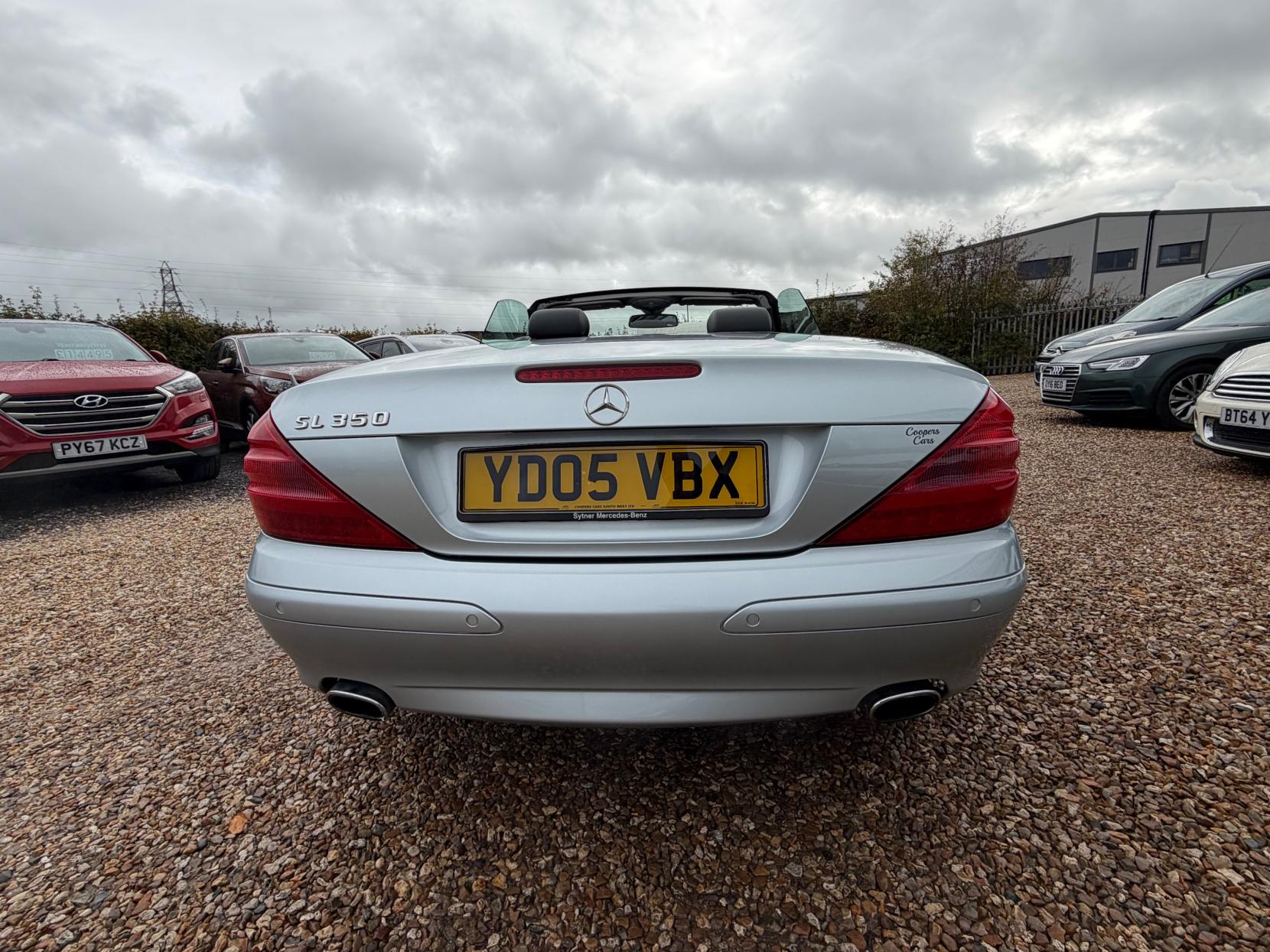 Mercedes-Benz SL 3.7 SL350 Convertible 2dr Petrol Automatic (281 g/km, 245 bhp)