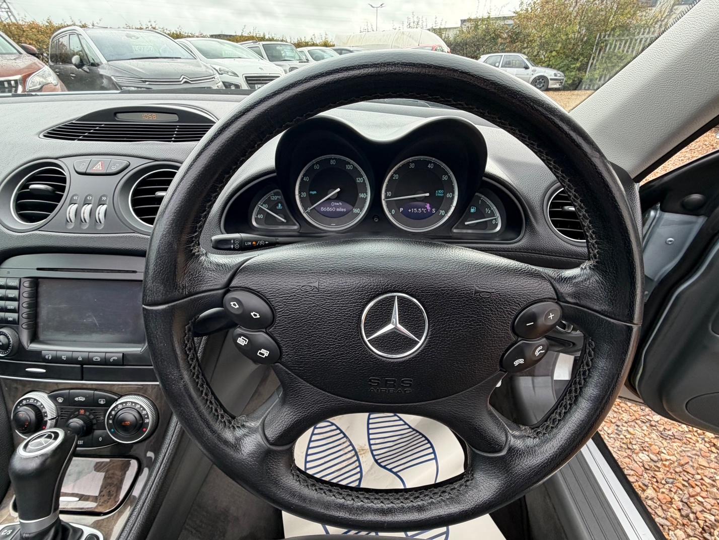 Mercedes-Benz SL 3.7 SL350 Convertible 2dr Petrol Automatic (281 g/km, 245 bhp)