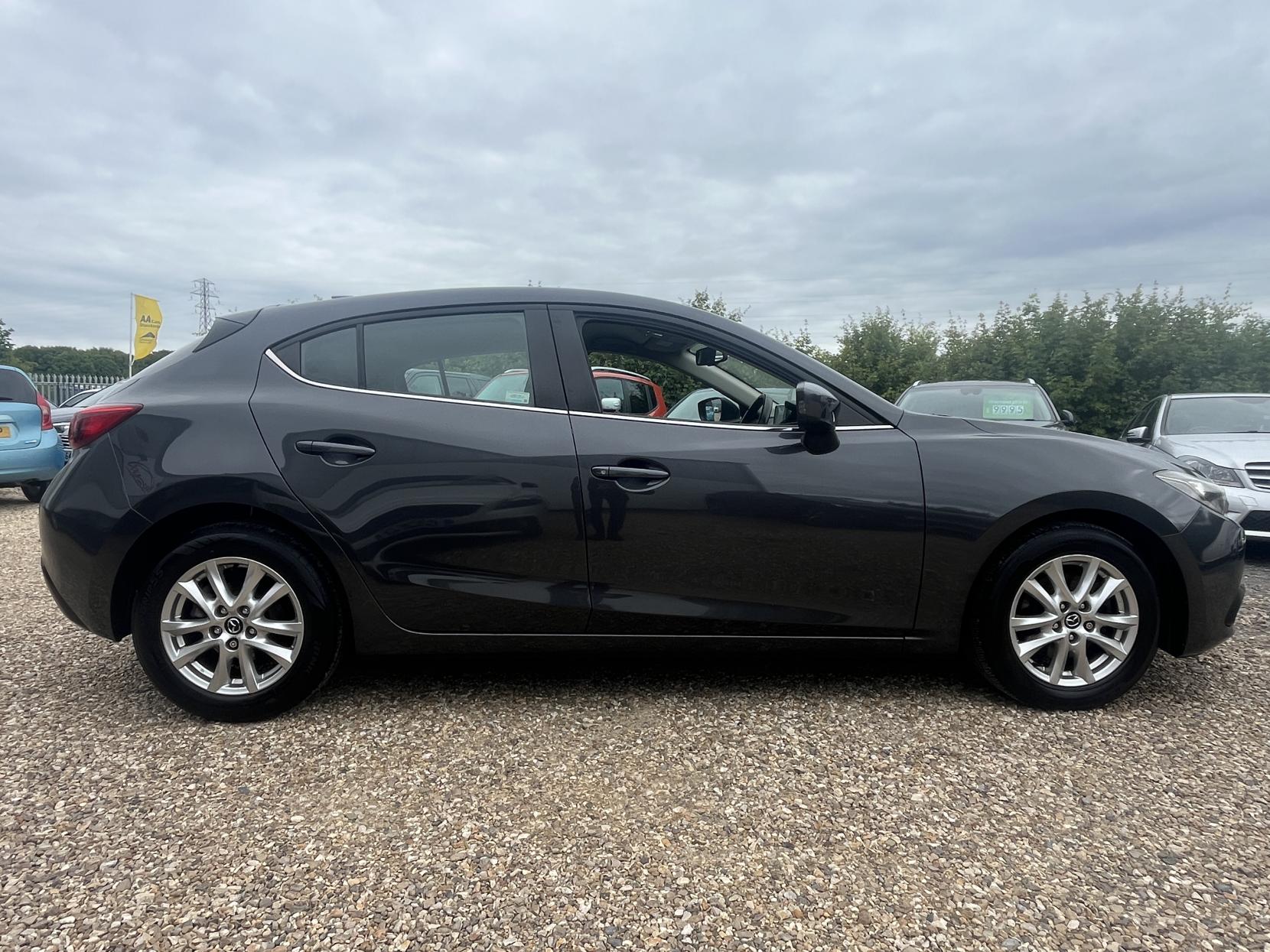 Mazda Mazda3 2.0 SKYACTIV-G SE Hatchback 5dr Petrol Manual Euro 5 (s/s) (120 ps)