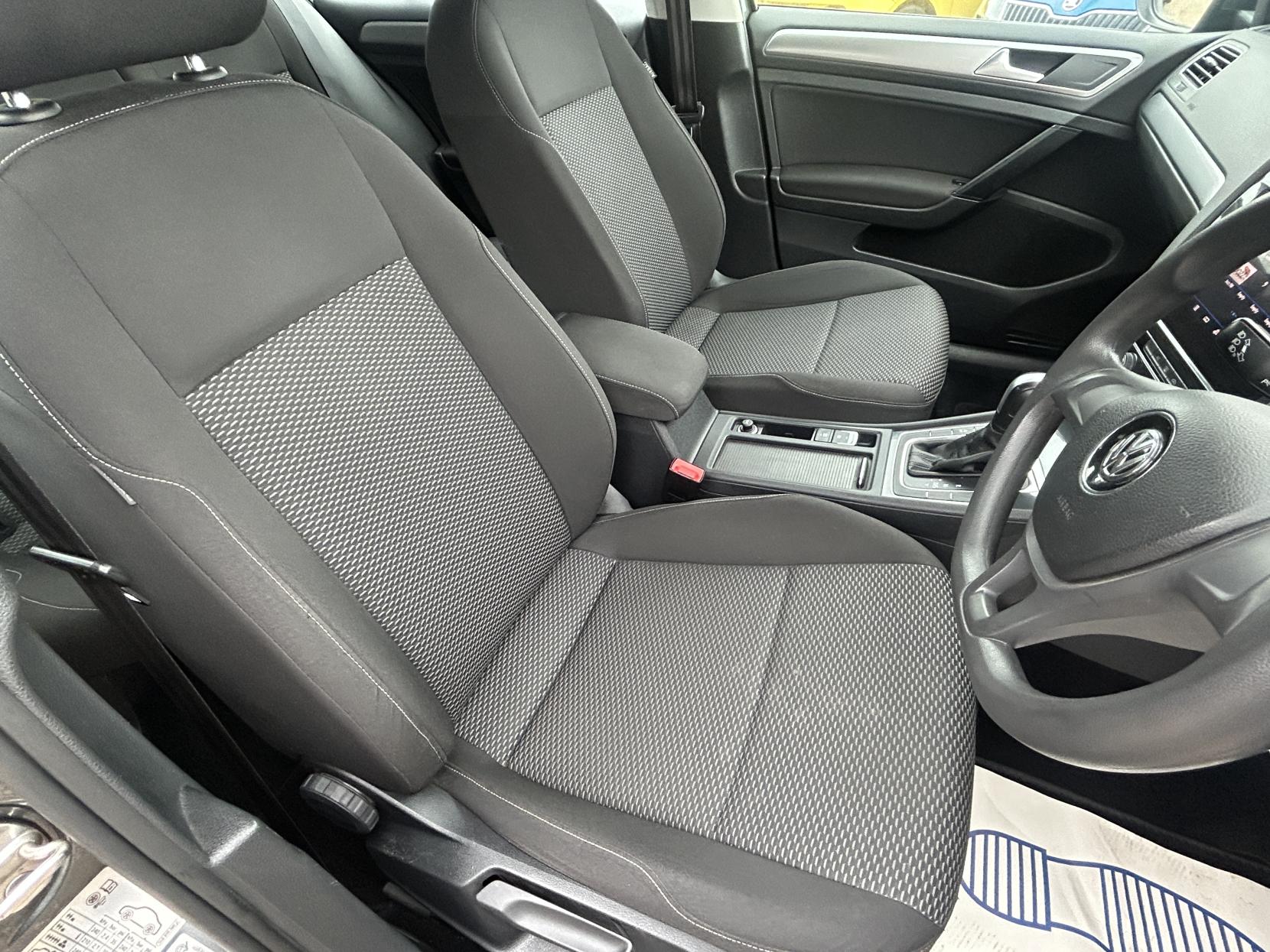 Volkswagen Golf 1.4 TSI S Hatchback 5dr Petrol DSG Euro 6 (s/s) (125 ps)