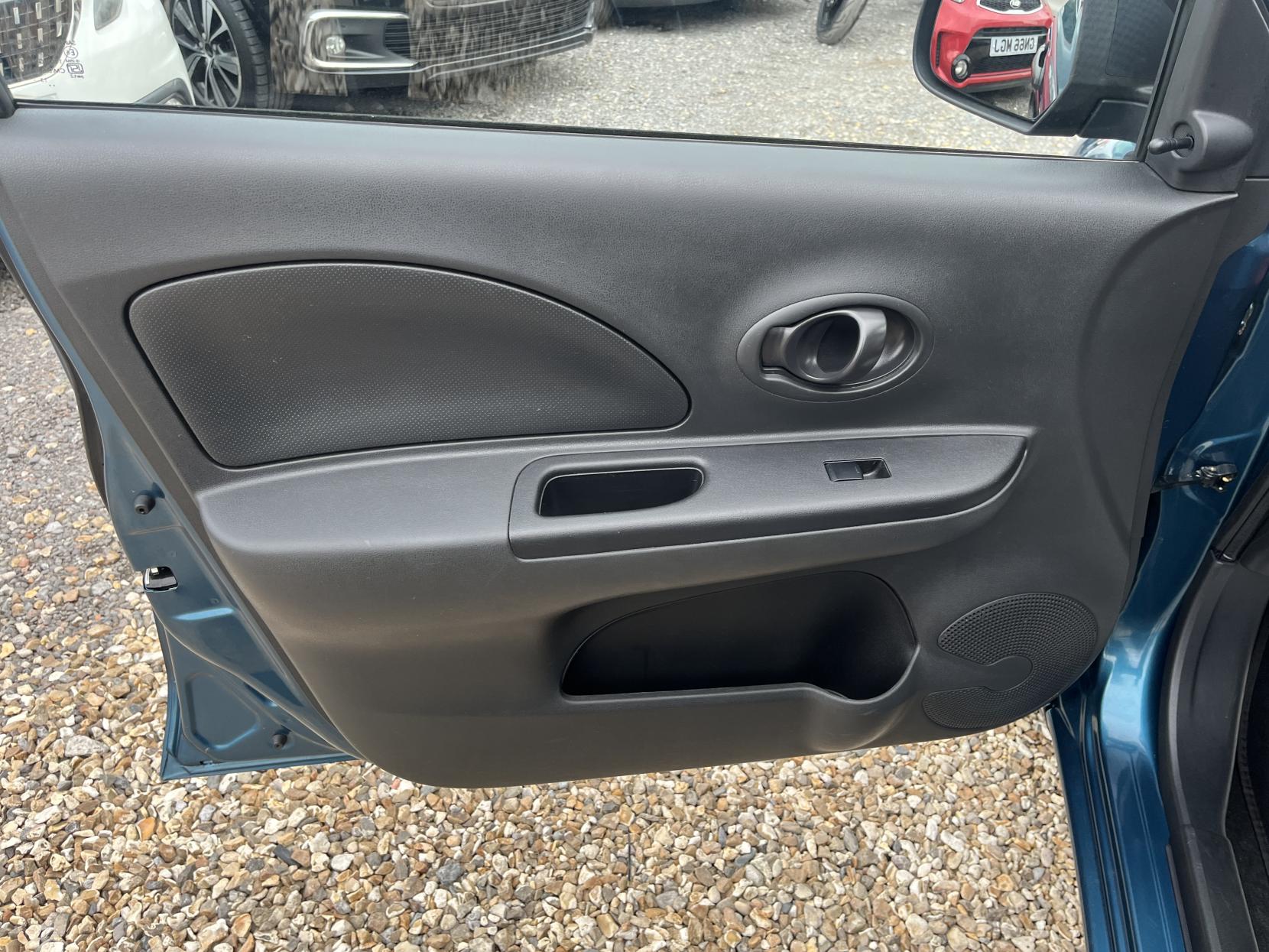 Nissan Micra 1.2 Visia Hatchback 5dr Petrol Manual Euro 5 (80 ps)