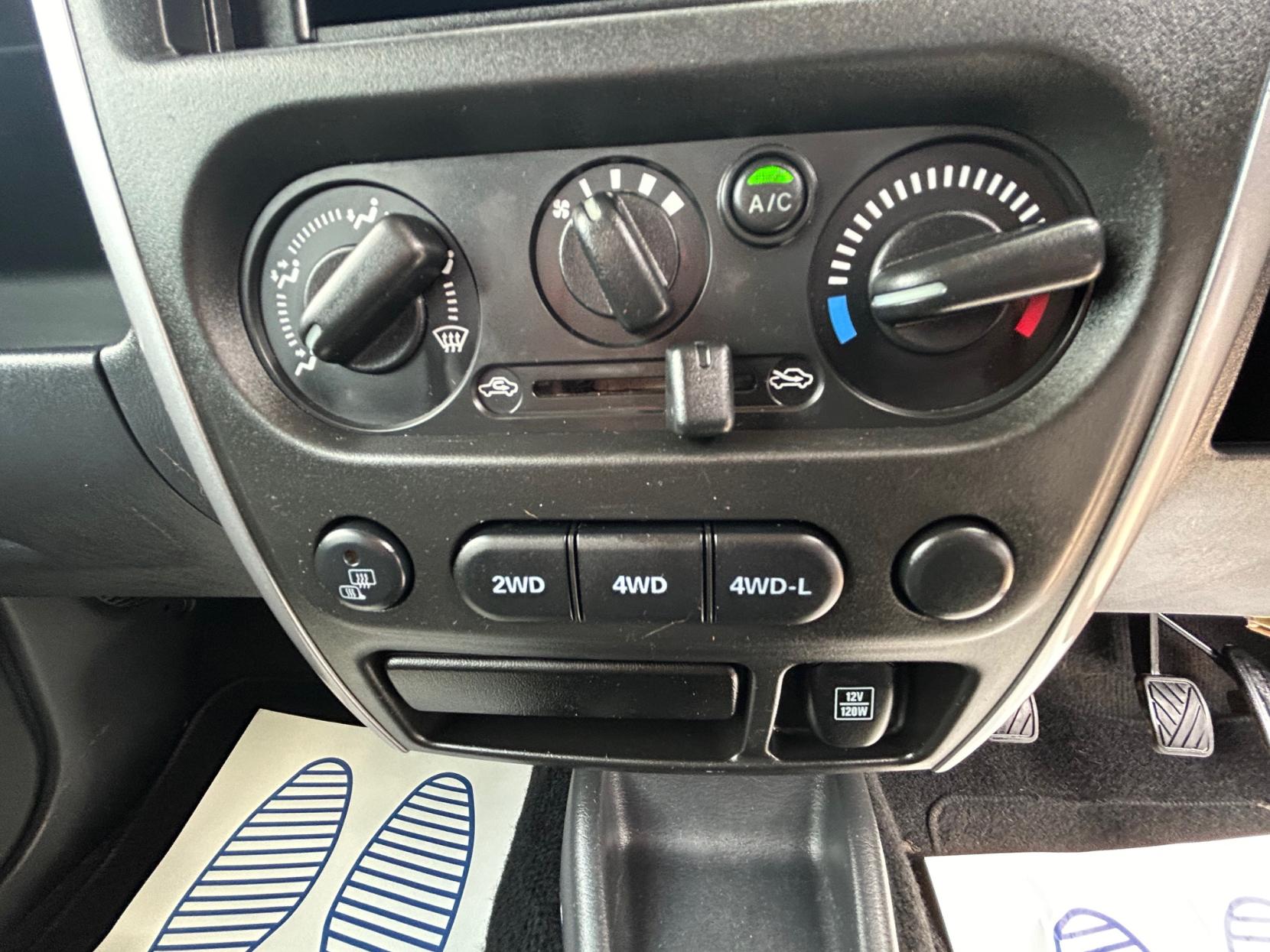 Suzuki Jimny 1.3 VVT SZ4 SUV 3dr Petrol Manual 4WD Euro 6 (85 ps)
