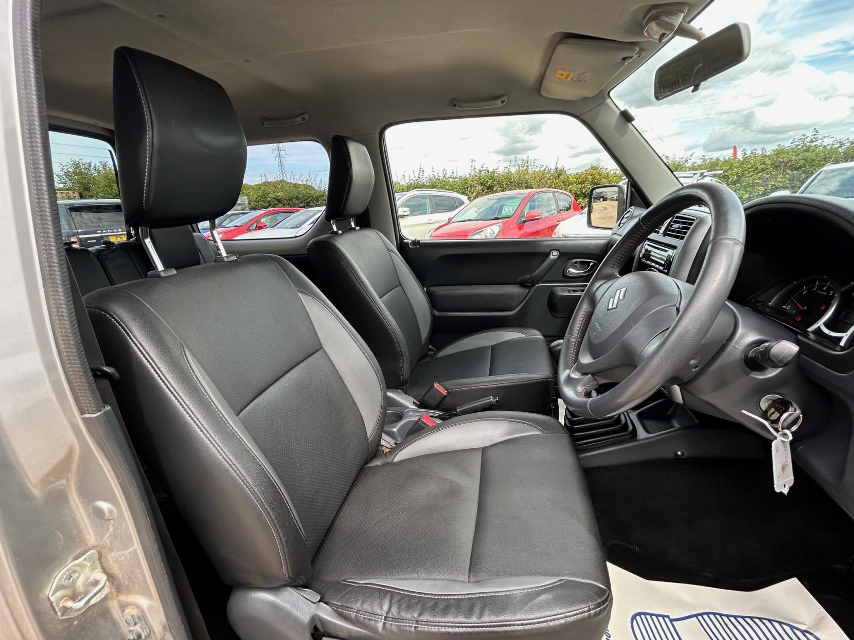 Suzuki Jimny 1.3 VVT SZ4 SUV 3dr Petrol Manual 4WD Euro 6 (85 ps)