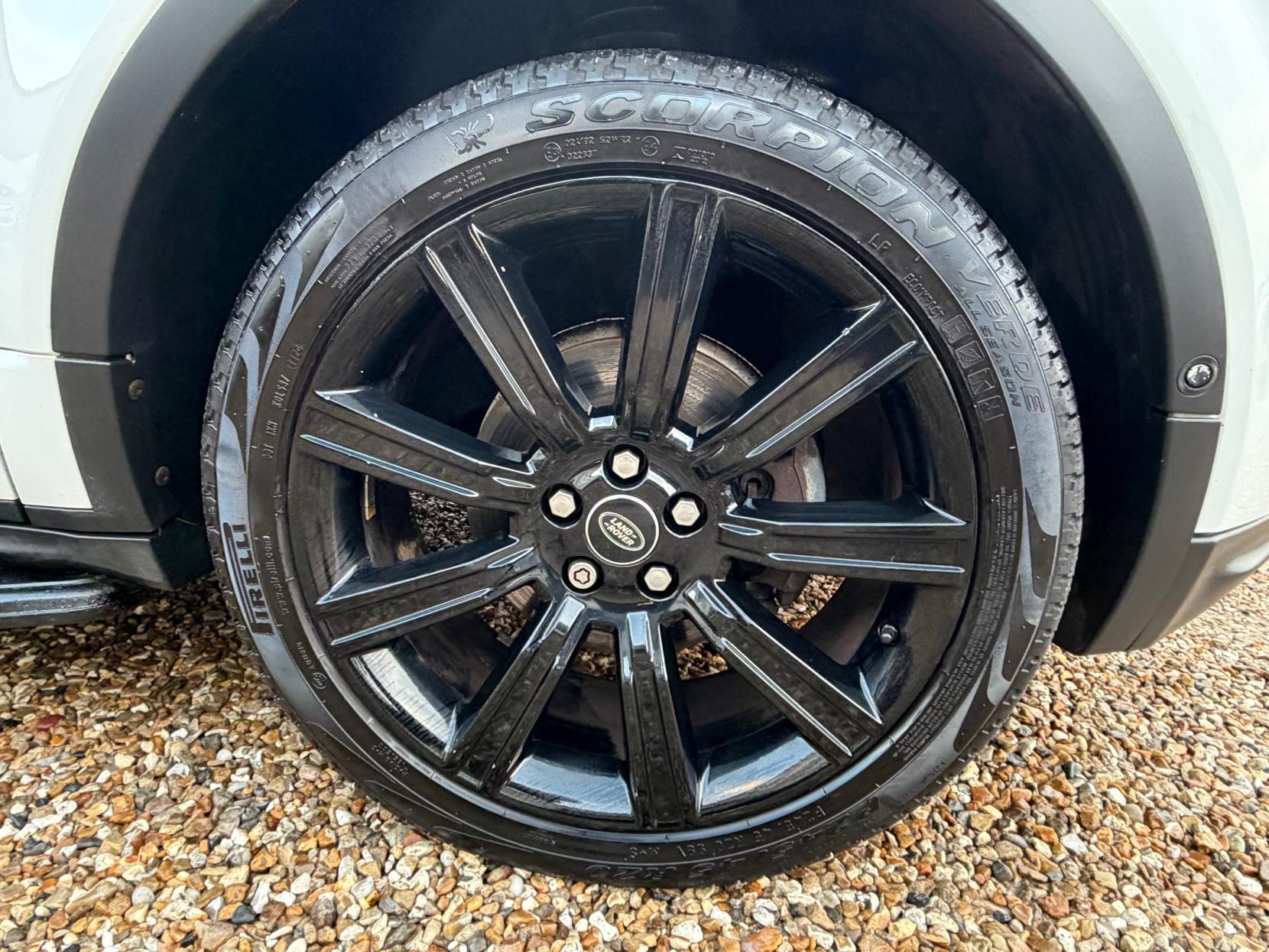 Land Rover Range Rover Evoque 2.2 SD4 Dynamic SUV 5dr Diesel Auto 4WD Euro 5 (s/s) (190 ps)