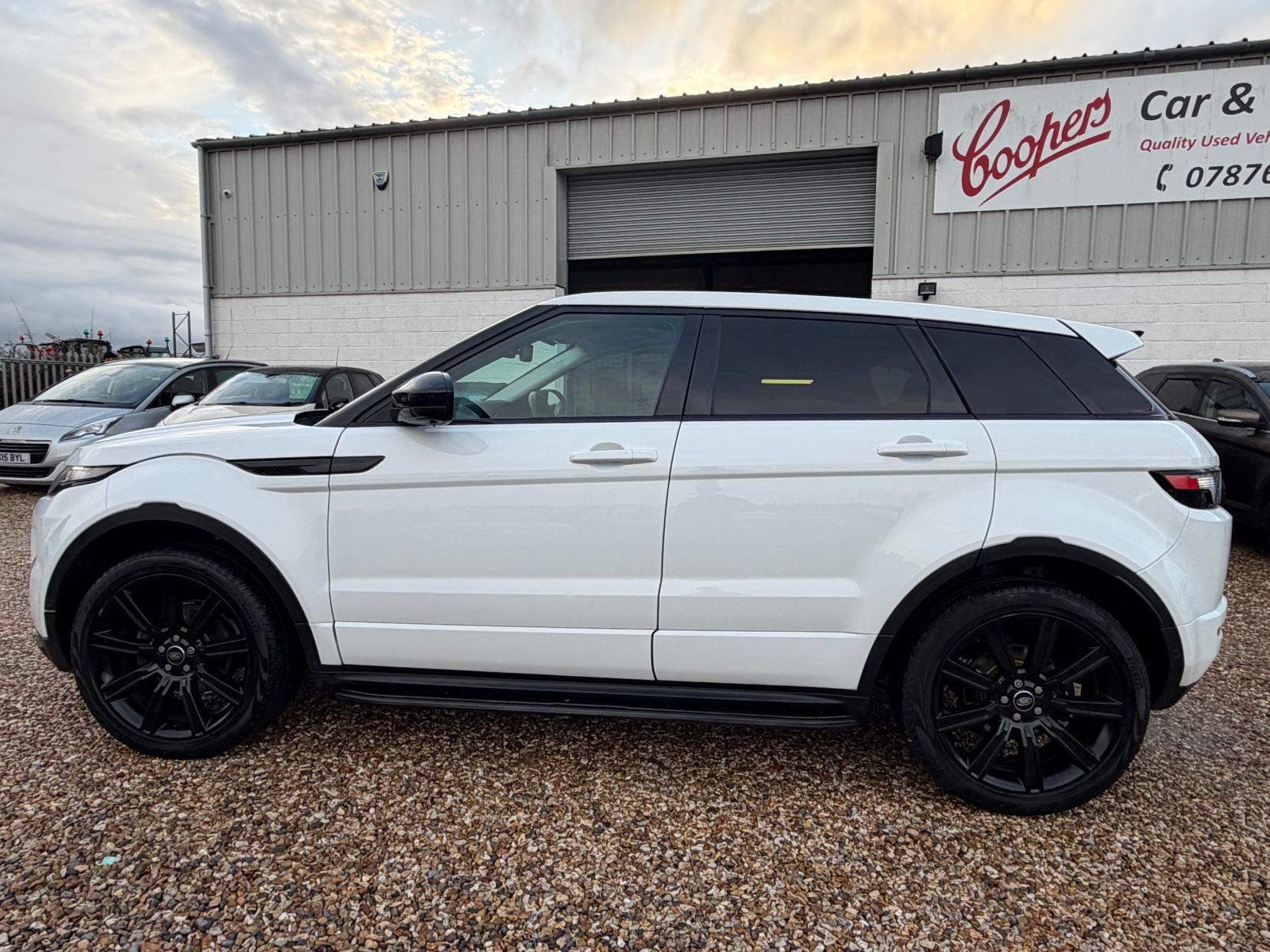 Land Rover Range Rover Evoque 2.2 SD4 Dynamic SUV 5dr Diesel Auto 4WD Euro 5 (s/s) (190 ps)