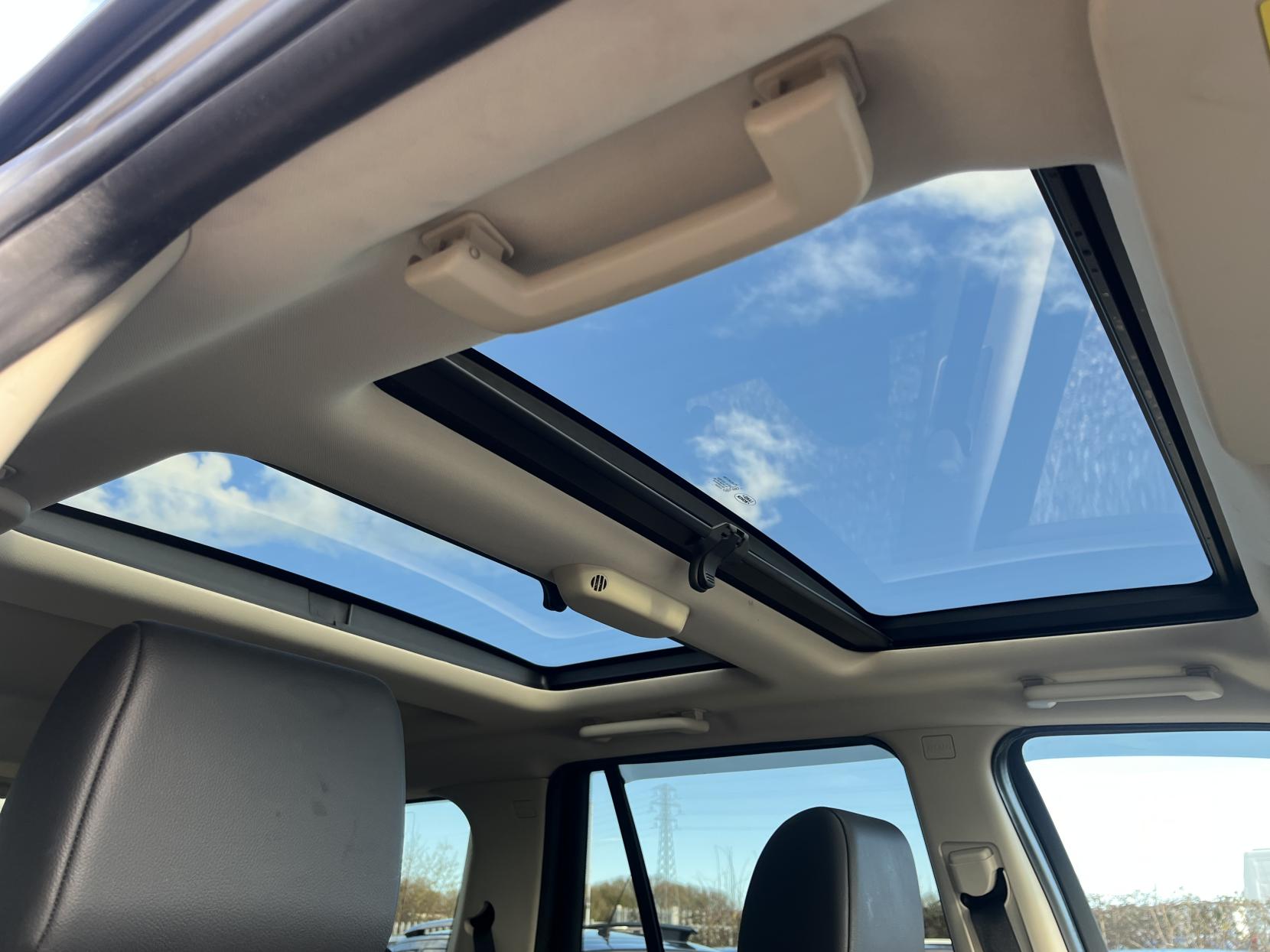 Land Rover Freelander 2 2.2 SD4 HSE SUV 5dr Diesel CommandShift 4WD Euro 5 (190 ps)