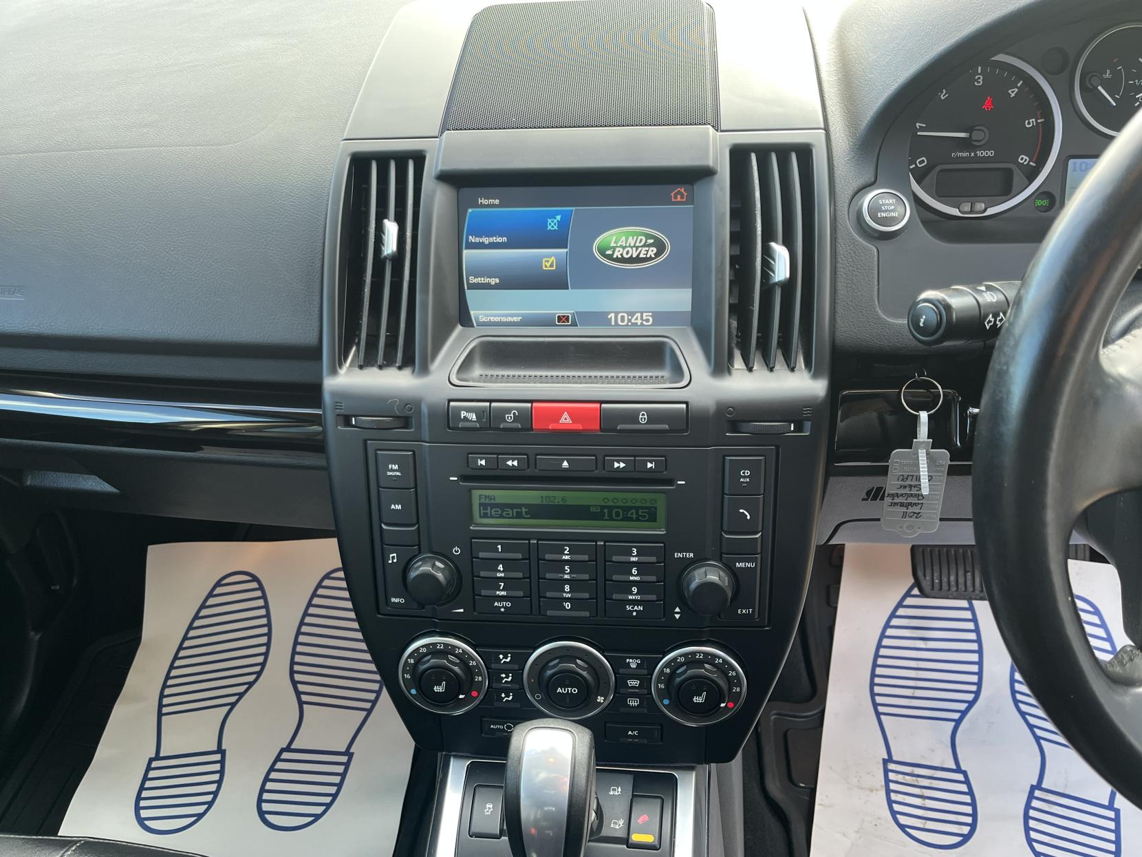 Land Rover Freelander 2 2.2 SD4 HSE SUV 5dr Diesel CommandShift 4WD Euro 5 (190 ps)