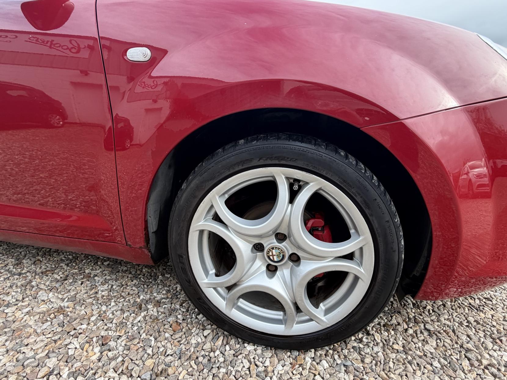 Alfa Romeo MiTo 1.4 MultiAir Distinctive Hatchback 3dr Petrol Manual Euro 5 (s/s) (105 bhp)