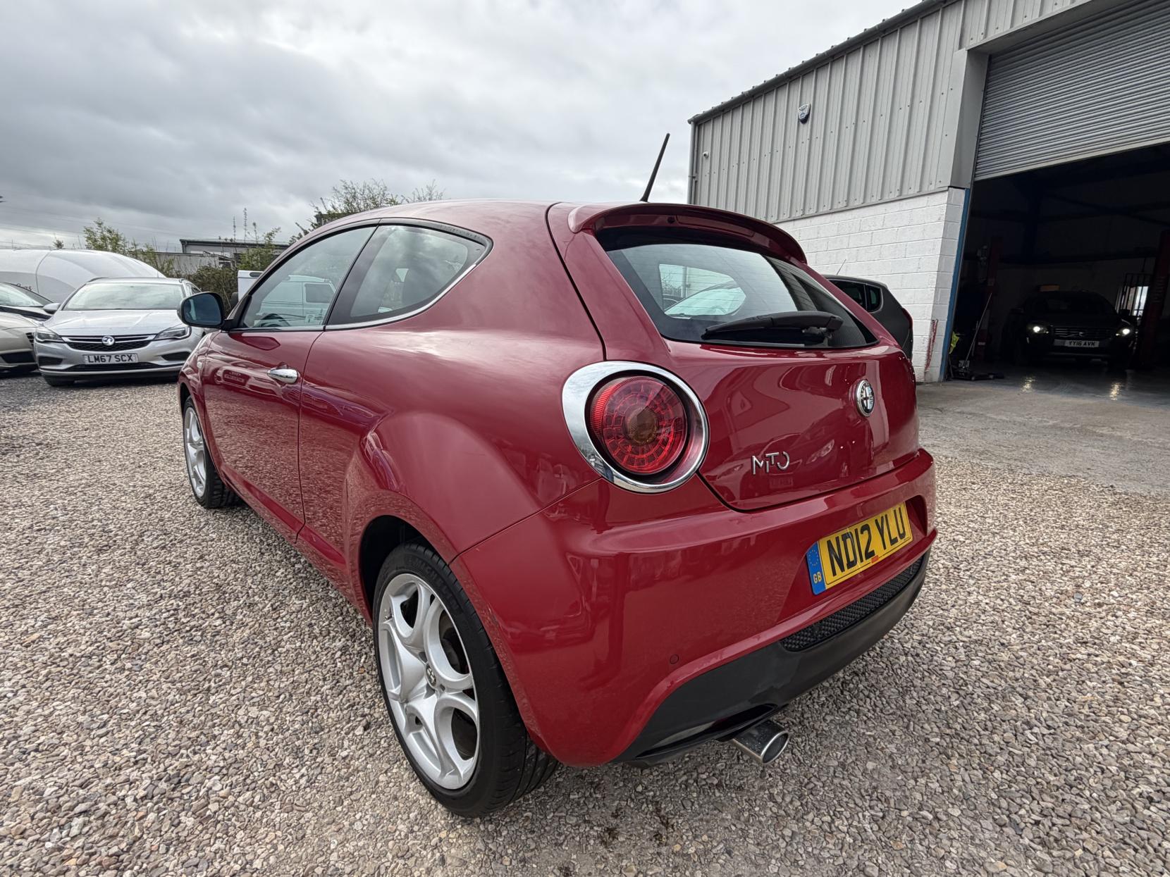 Alfa Romeo MiTo 1.4 MultiAir Distinctive Hatchback 3dr Petrol Manual Euro 5 (s/s) (105 bhp)