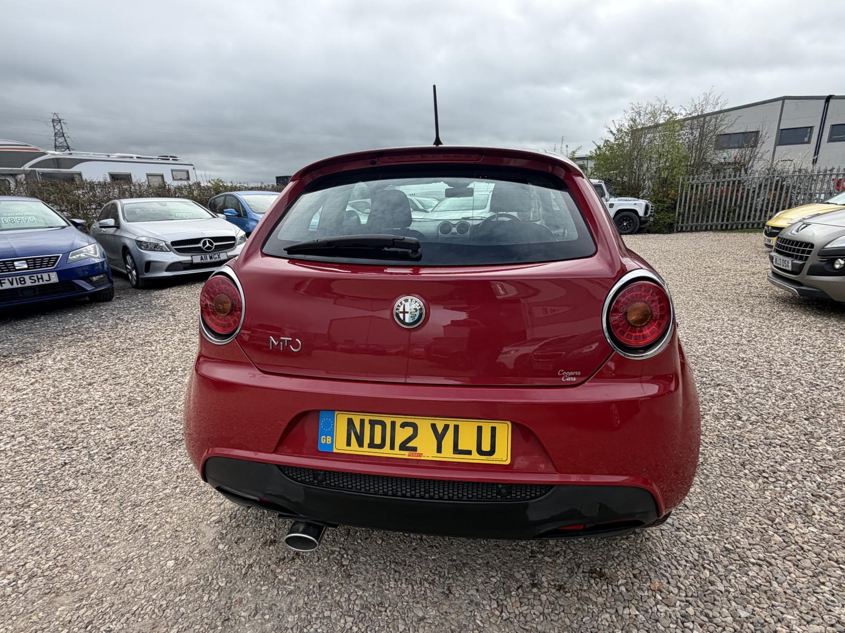 Alfa Romeo MiTo 1.4 MultiAir Distinctive Hatchback 3dr Petrol Manual Euro 5 (s/s) (105 bhp)