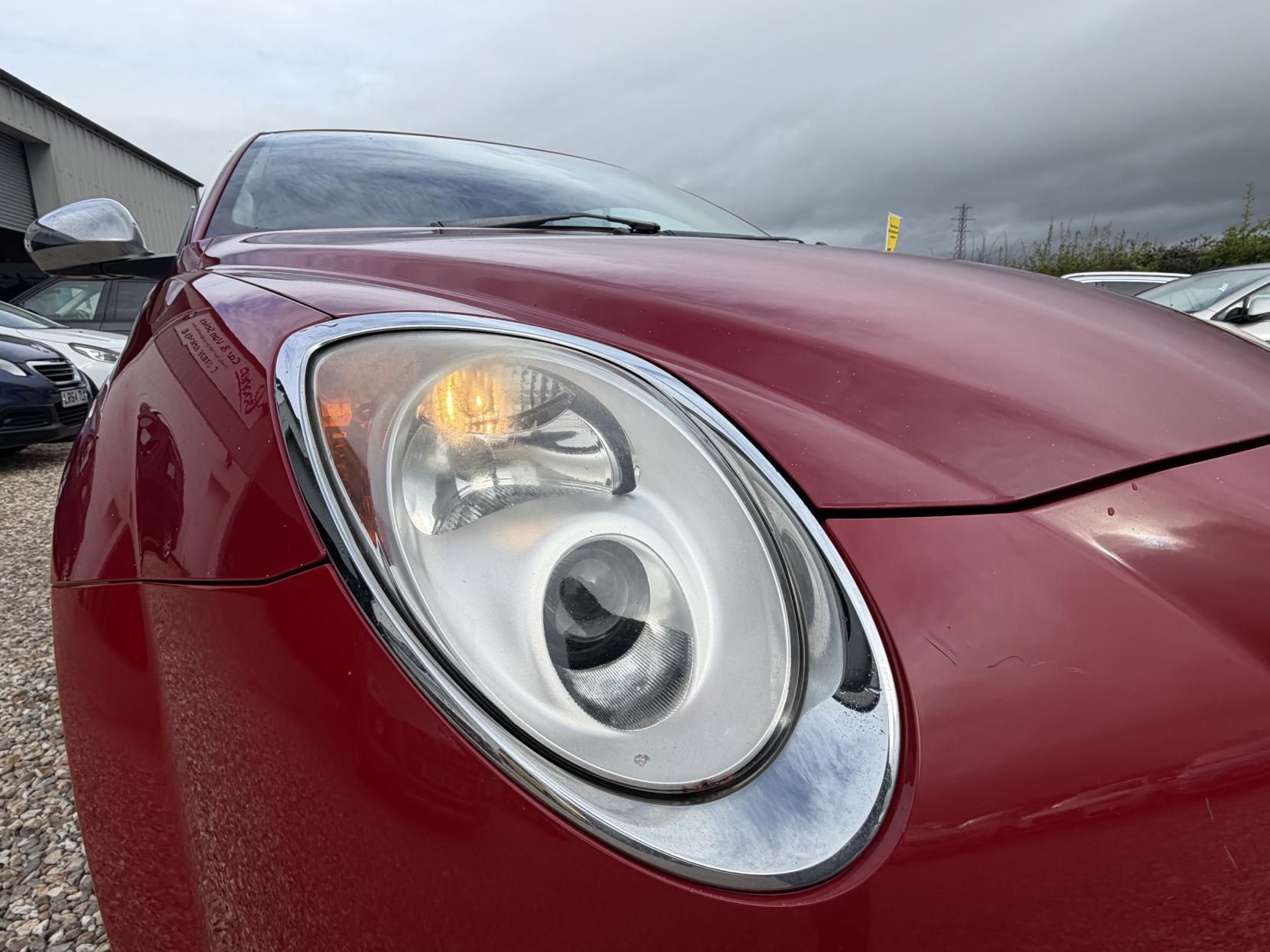 Alfa Romeo MiTo 1.4 MultiAir Distinctive Hatchback 3dr Petrol Manual Euro 5 (s/s) (105 bhp)