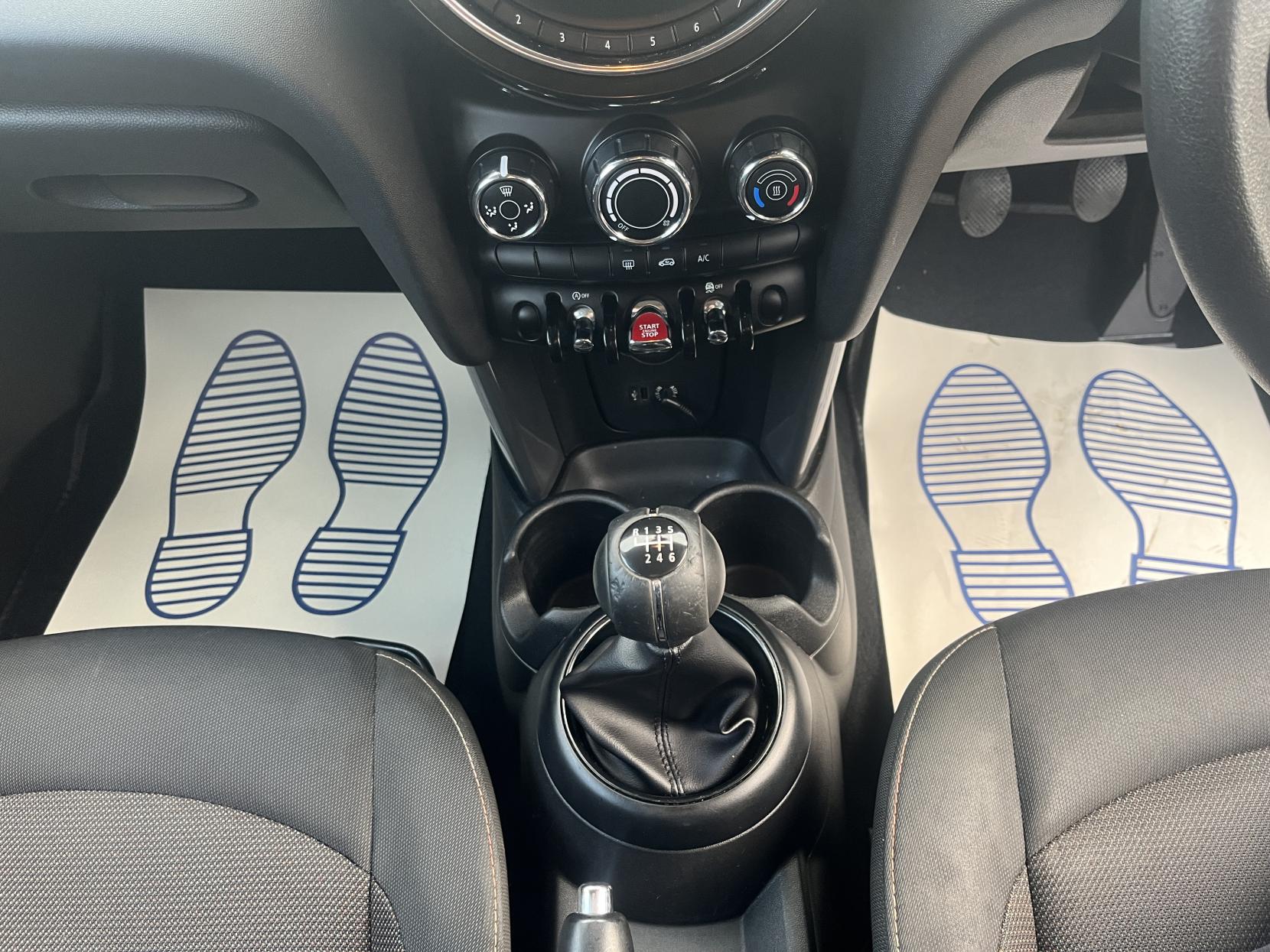MINI Hatch 1.5 Cooper Hatchback 5dr Petrol Manual Euro 6 (s/s) (136 ps)