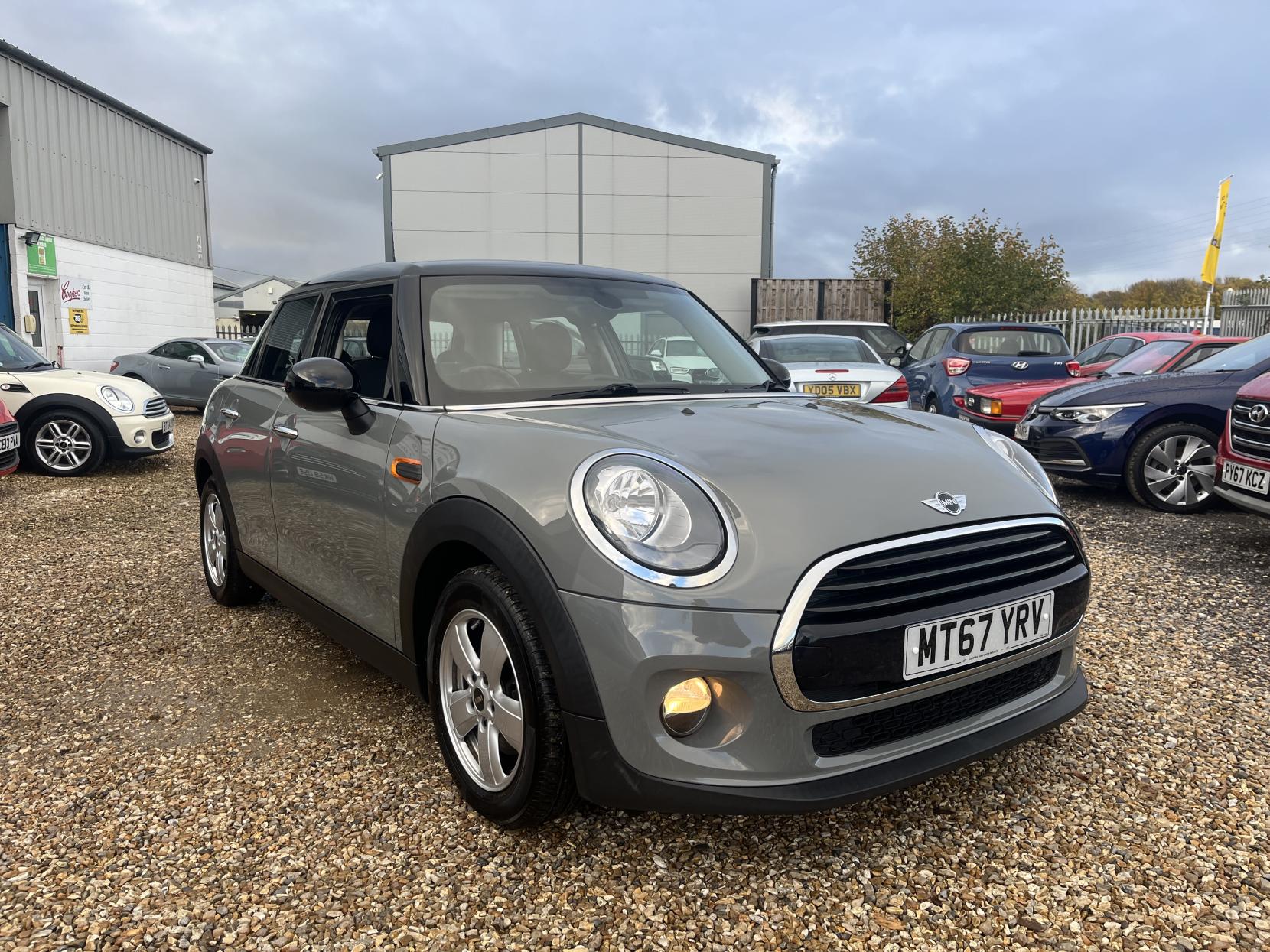 MINI Hatch 1.5 Cooper Hatchback 5dr Petrol Manual Euro 6 (s/s) (136 ps)