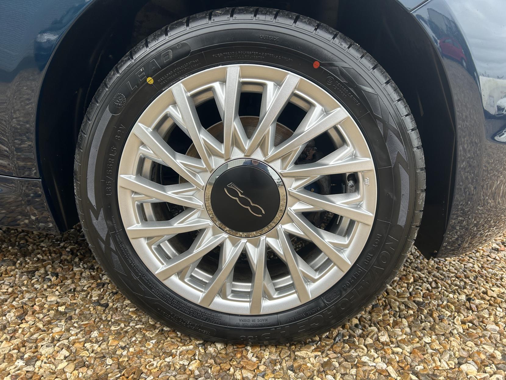 Fiat 500 1.2 Lounge Hatchback 3dr Petrol Manual Euro 6 (s/s) (69 bhp)