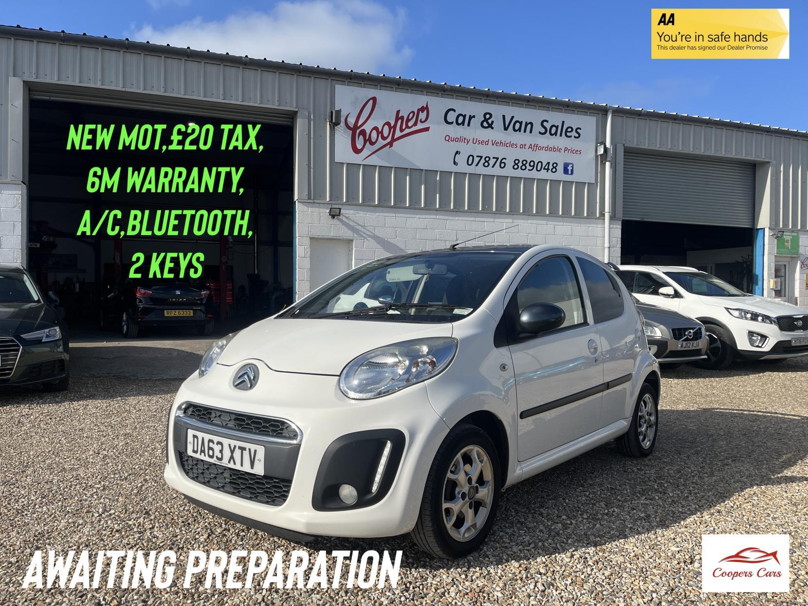 Citroen C1 1.0i Platinum Hatchback 5dr Petrol Manual Euro 5 (68 ps)