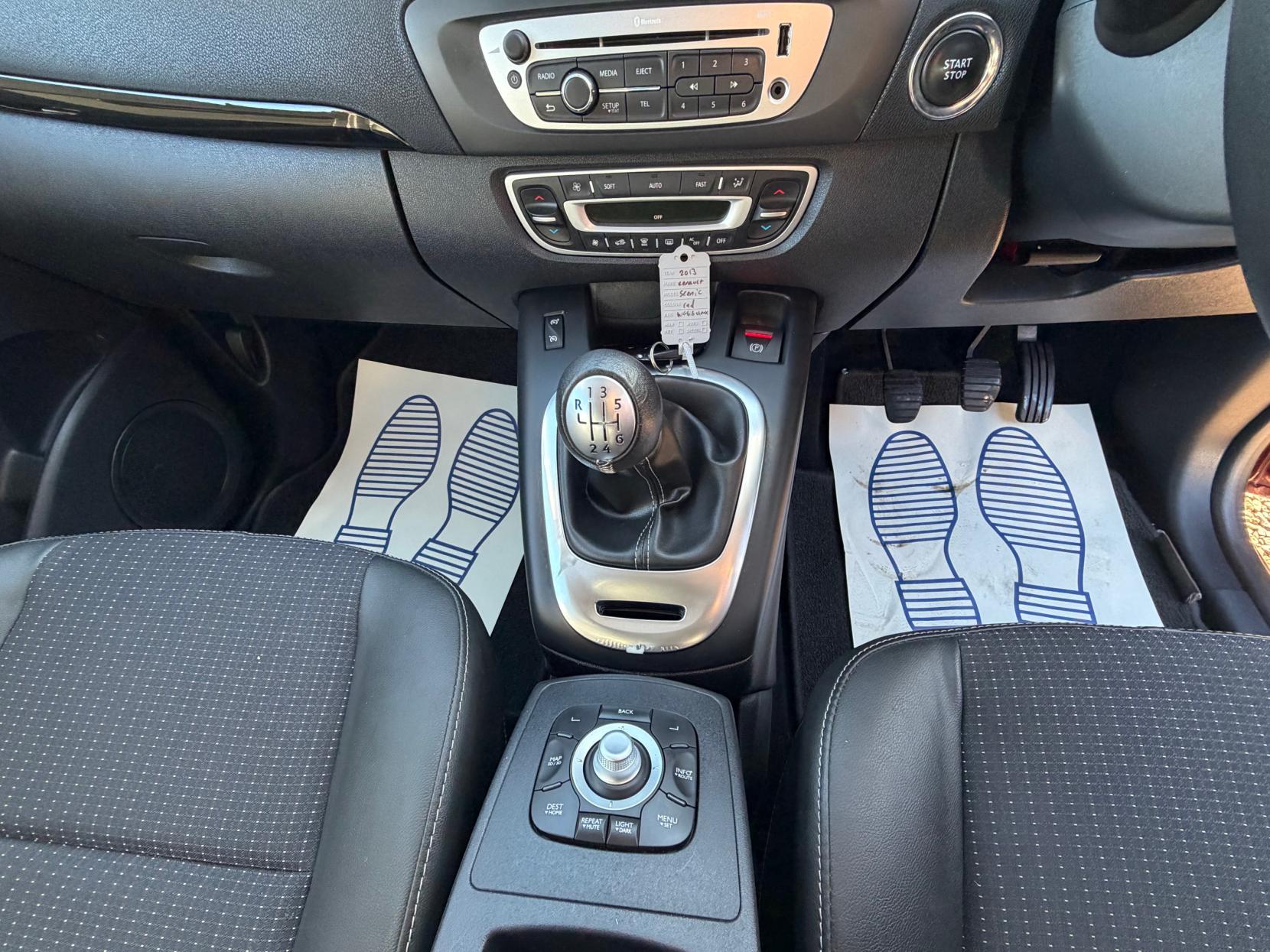 Renault Scenic 1.5 dCi ENERGY Dynamique TomTom MPV 5dr Diesel Manual Euro 5 (s/s) (110 ps)