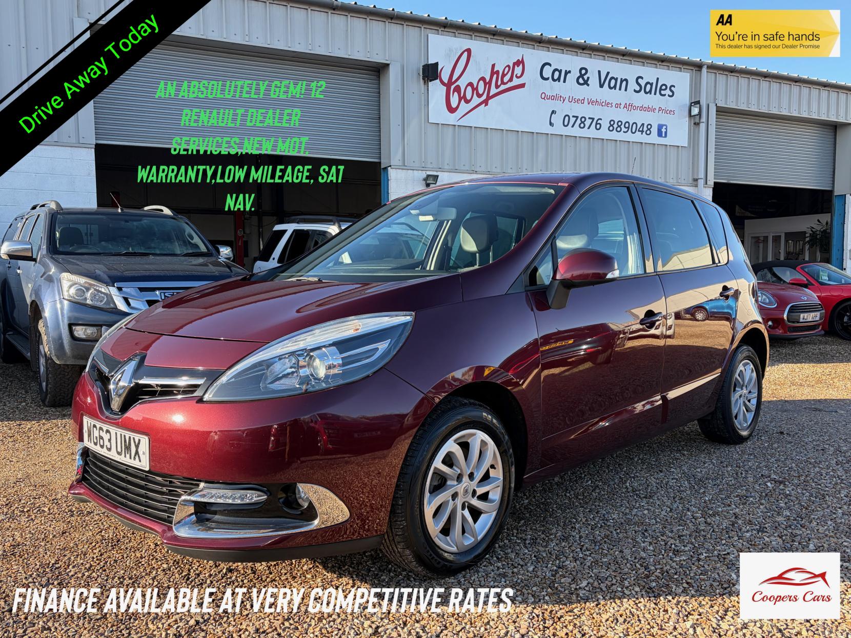Renault Scenic 1.5 dCi ENERGY Dynamique TomTom MPV 5dr Diesel Manual Euro 5 (s/s) (110 ps)