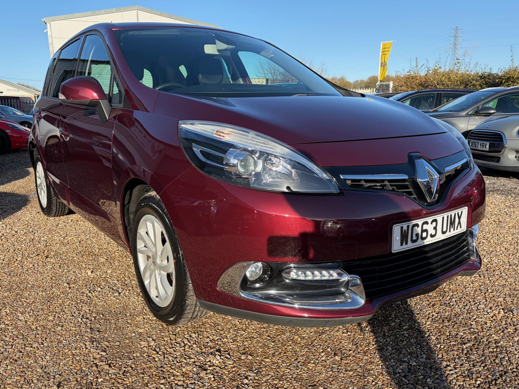 Renault Scenic 1.5 dCi ENERGY Dynamique TomTom MPV 5dr Diesel Manual Euro 5 (s/s) (110 ps)