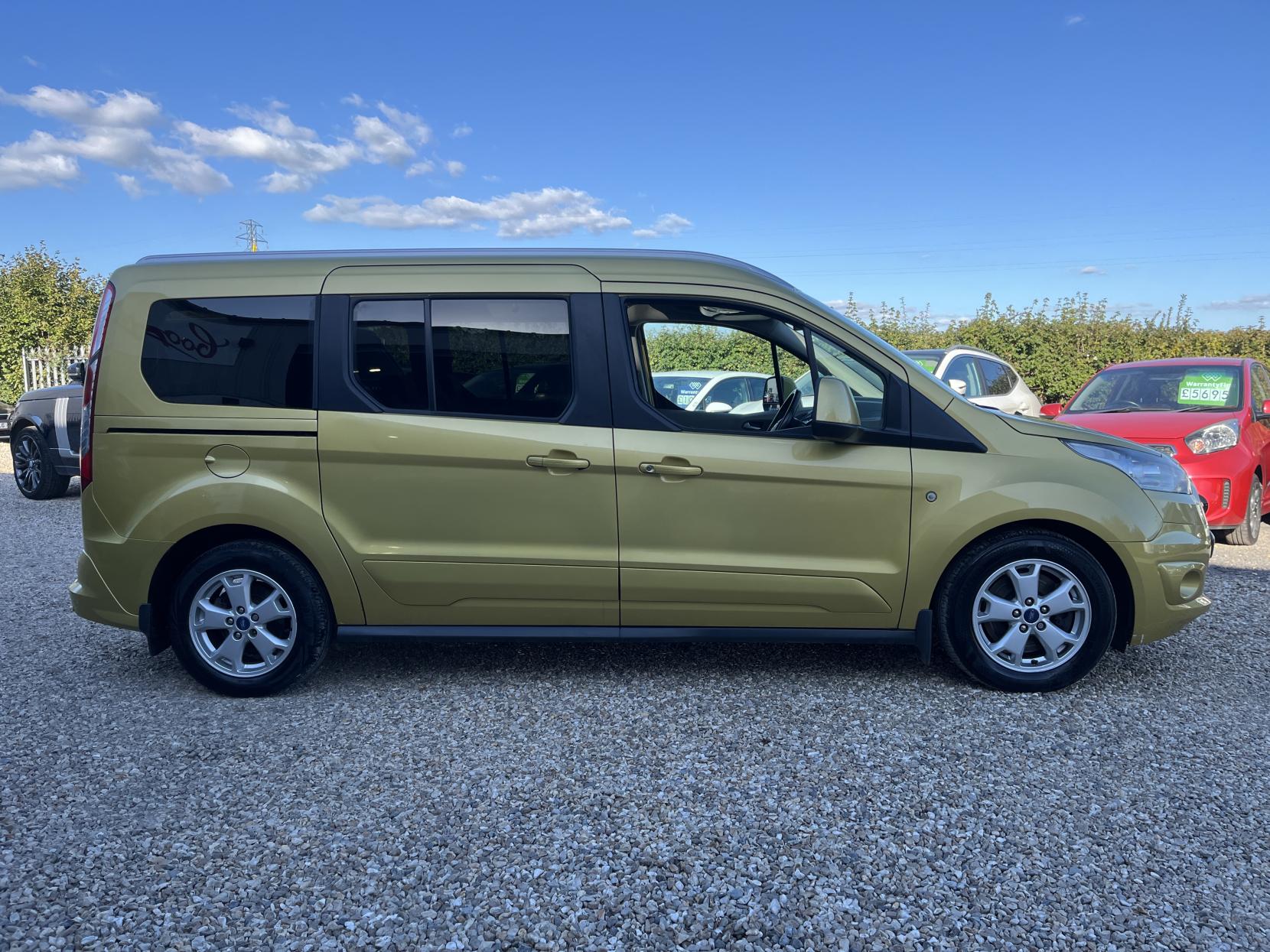 Ford Grand Tourneo Connect 1.5 TDCi Titanium MPV 5dr Diesel Manual Euro 6 (s/s) (120 ps)