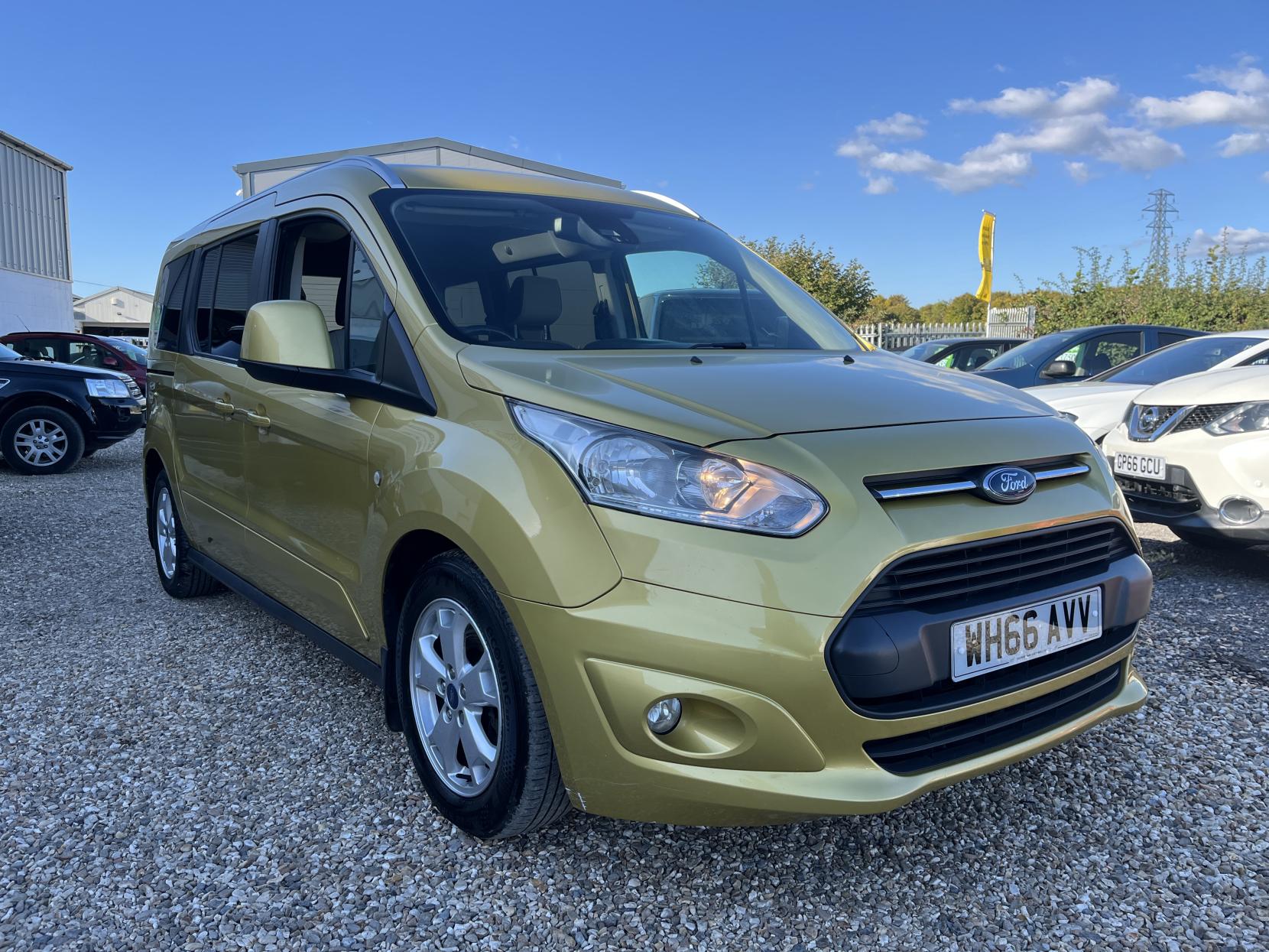 Ford Grand Tourneo Connect 1.5 TDCi Titanium MPV 5dr Diesel Manual Euro 6 (s/s) (120 ps)