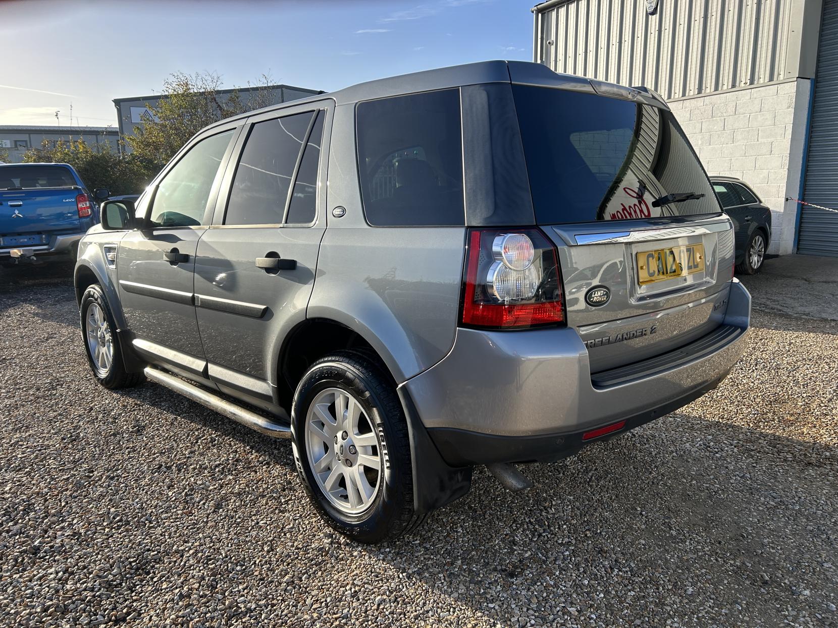 Land Rover Freelander 2 2.2 TD4 XS SUV 5dr Diesel Manual 4WD Euro 5 (s/s) (150 ps)