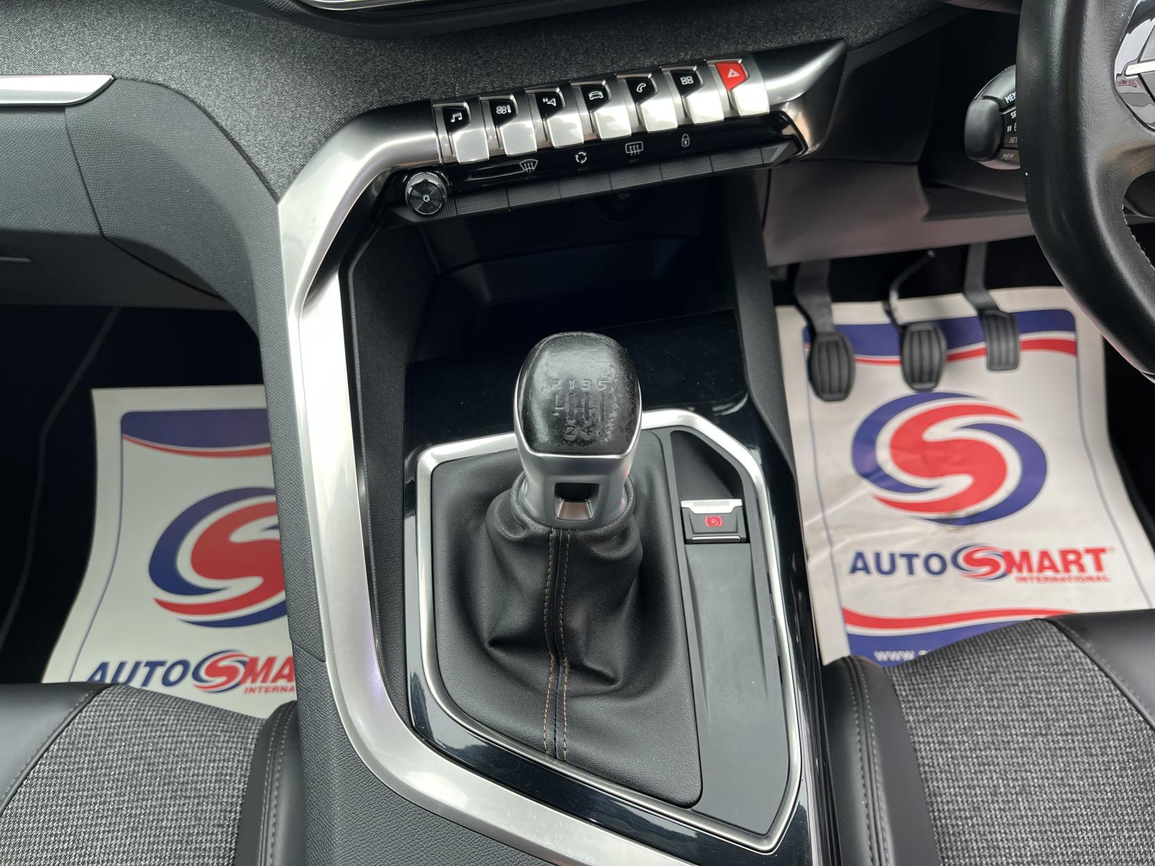 Peugeot 3008 1.6 BlueHDi Allure SUV 5dr Diesel Manual Euro 6 (s/s) (120 ps)