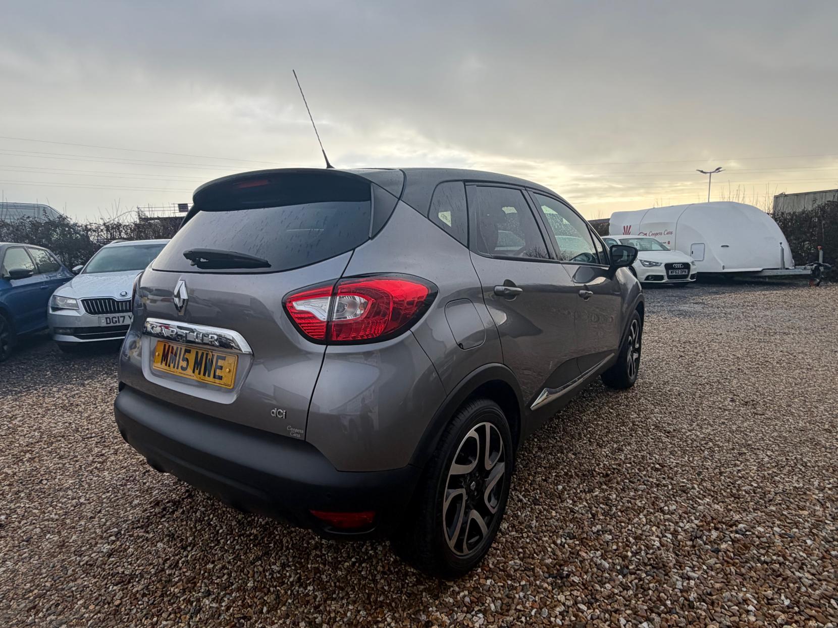 Renault Captur 1.5 dCi ENERGY Dynamique S MediaNav SUV 5dr Diesel Manual Euro 5 (s/s) (90 ps)