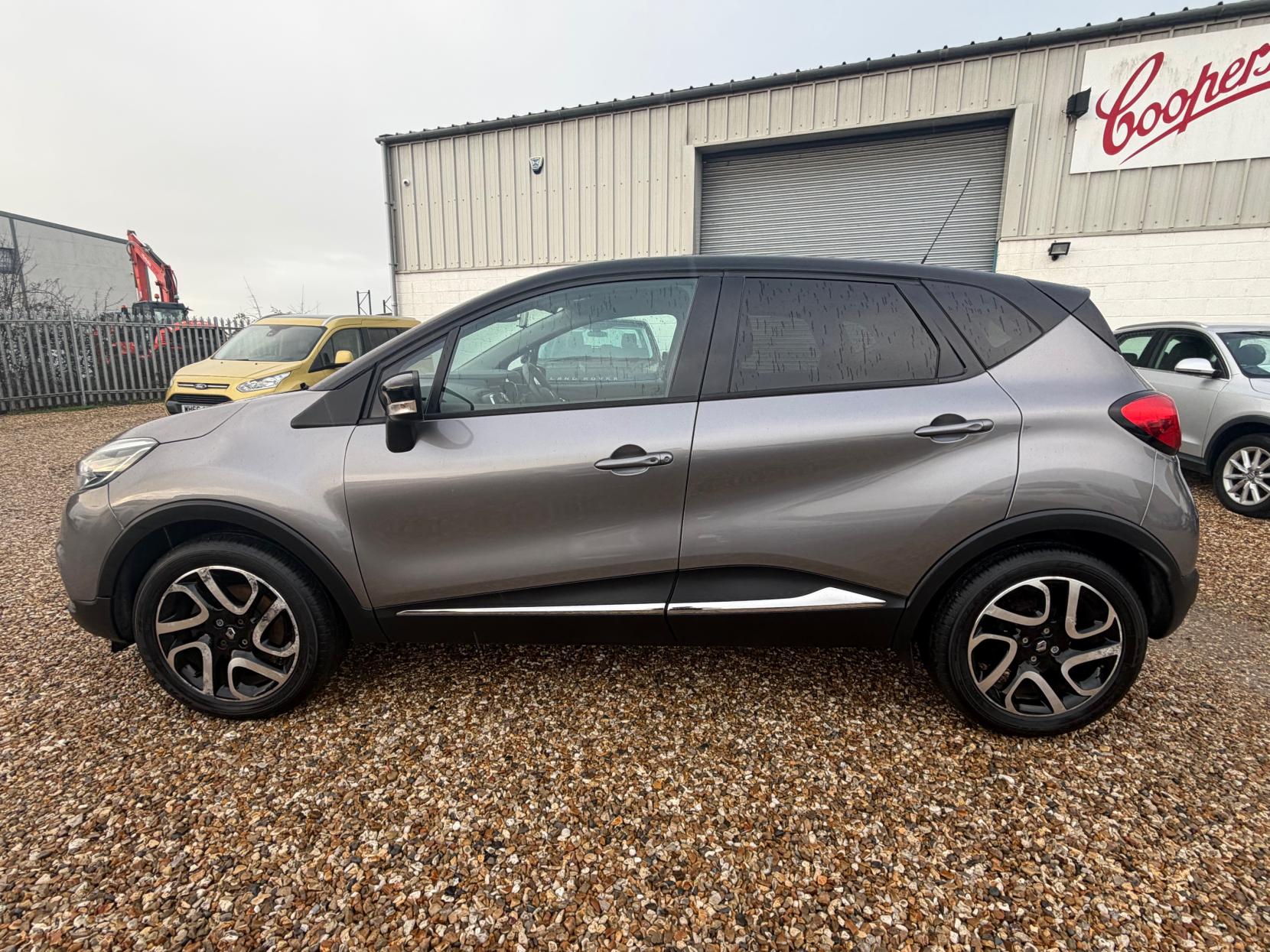 Renault Captur 1.5 dCi ENERGY Dynamique S MediaNav SUV 5dr Diesel Manual Euro 5 (s/s) (90 ps)