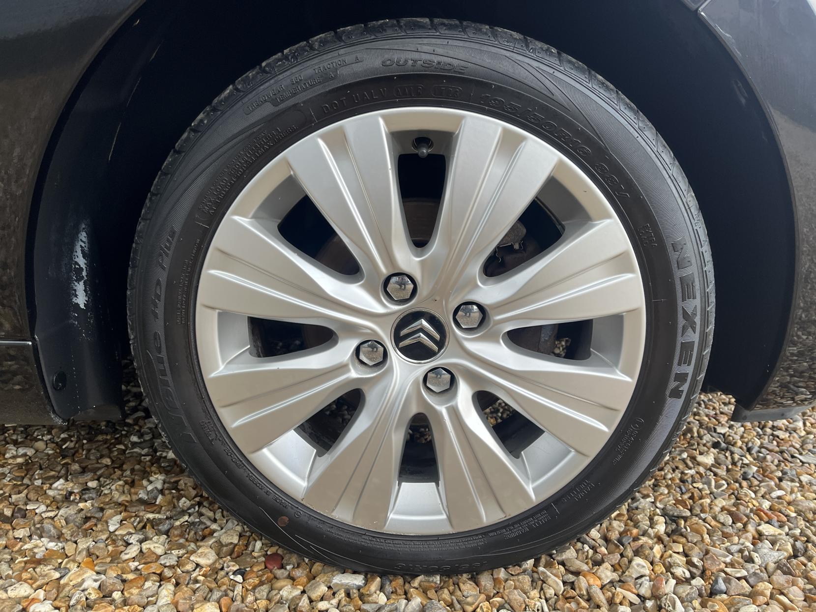 Citroen C3 Picasso 1.6 HDi Airdream + MPV 5dr Diesel Manual Euro 5 (90 ps)