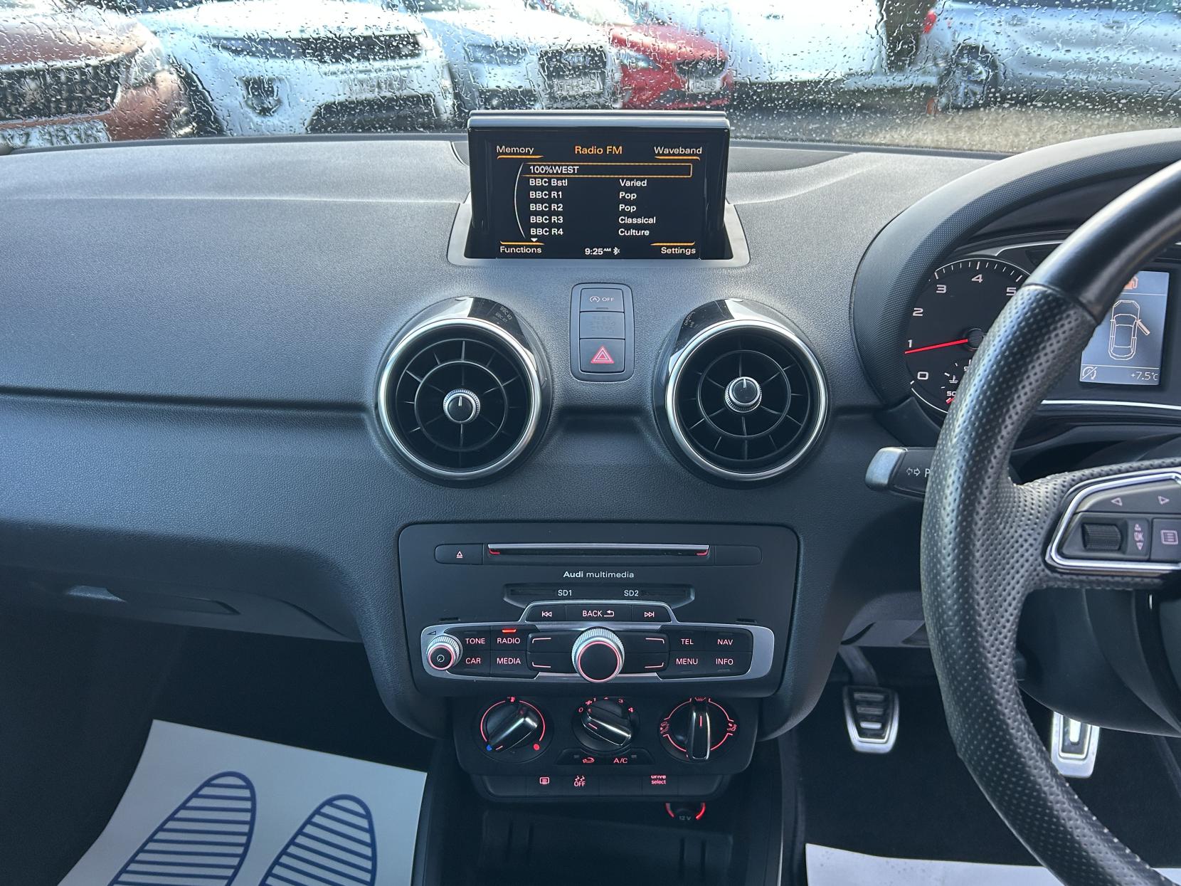 Audi A1 1.4 TFSI S line Hatchback 3dr Petrol Manual Euro 6 (s/s) (125 ps)