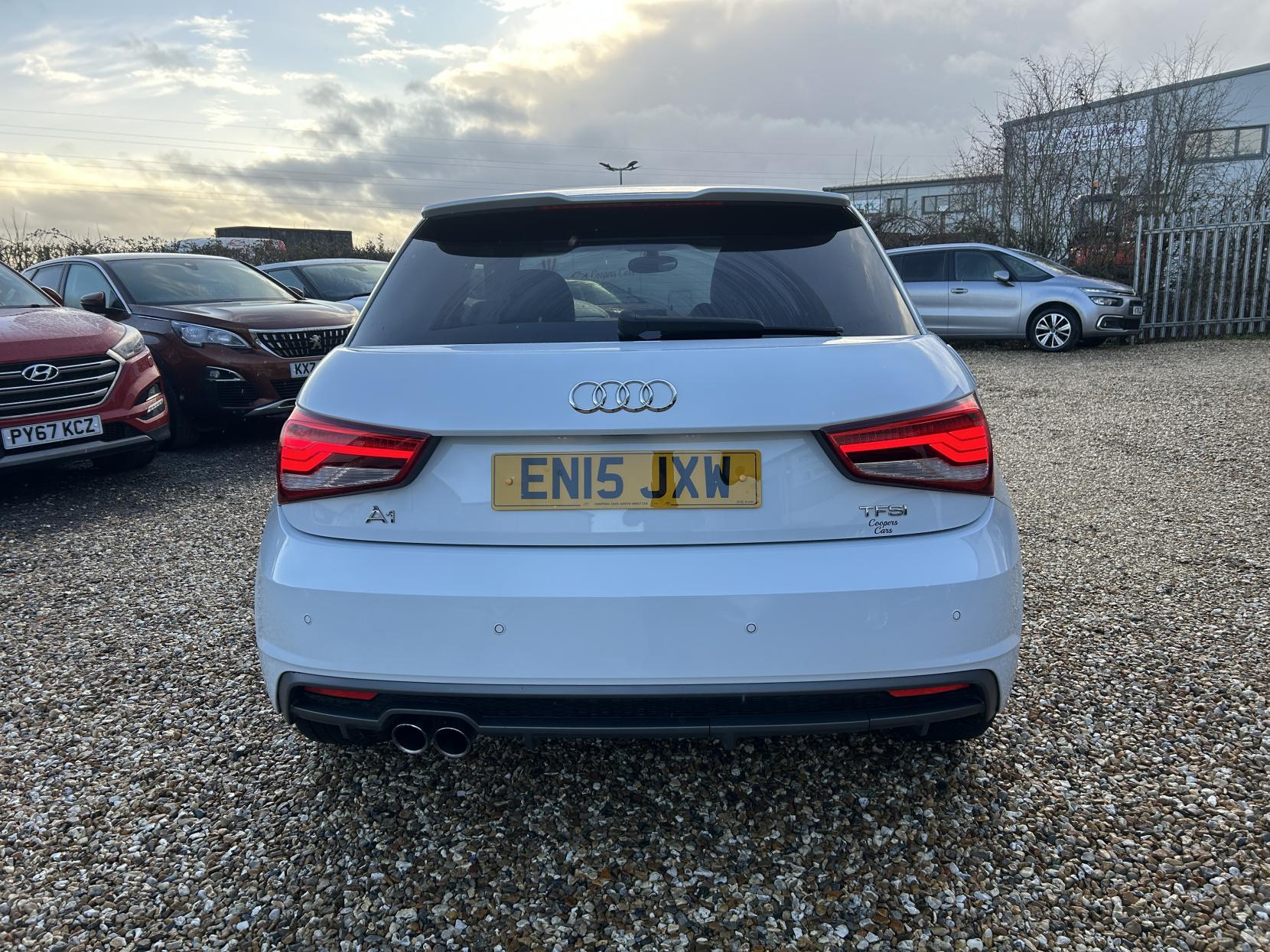Audi A1 1.4 TFSI S line Hatchback 3dr Petrol Manual Euro 6 (s/s) (125 ps)