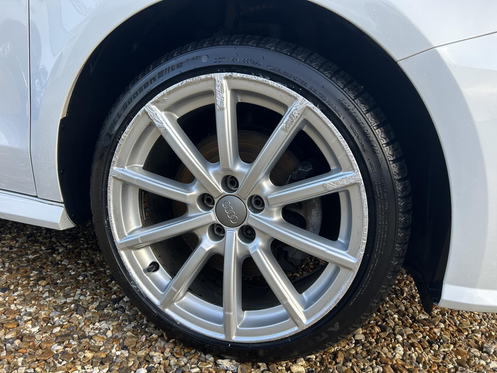 Audi A1 1.4 TFSI S line Hatchback 3dr Petrol Manual Euro 6 (s/s) (125 ps)