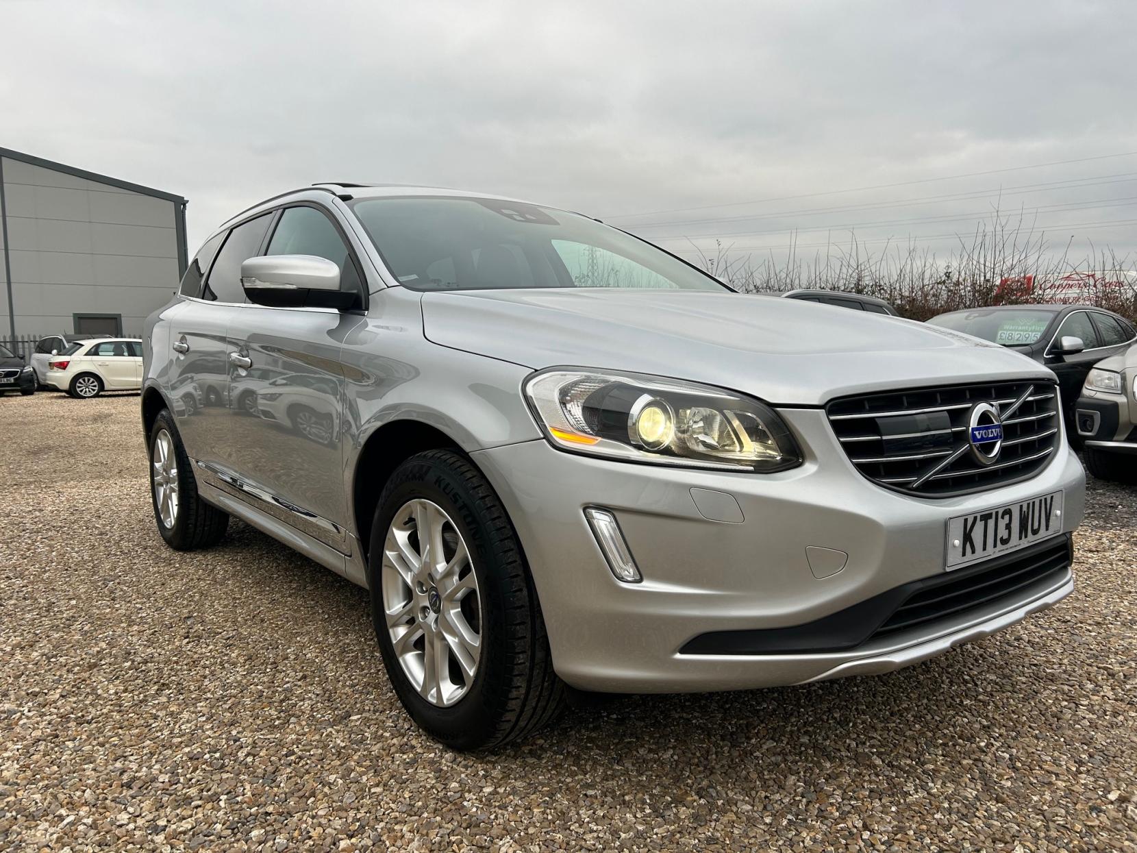 Volvo XC60 2.4 D5 SE Lux Nav SUV 5dr Diesel Geartronic AWD Euro 5 (215 ps)